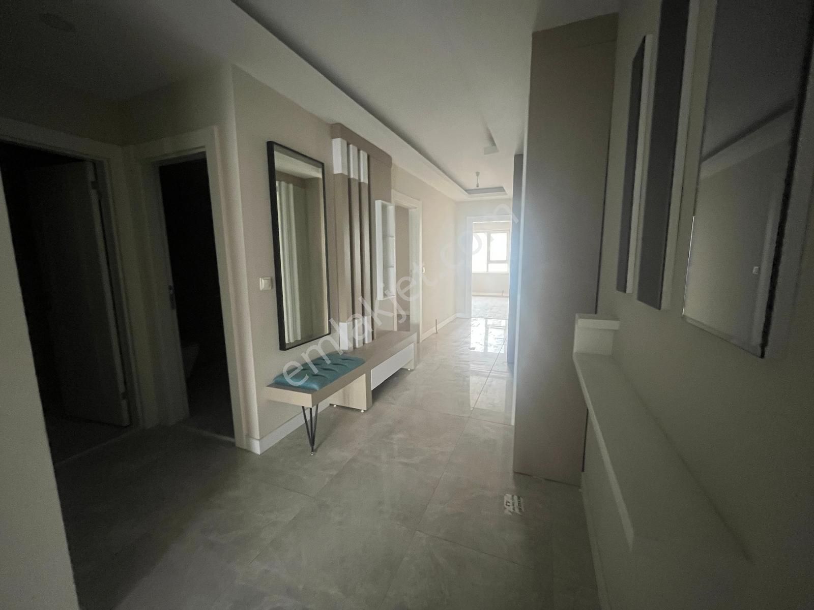 Törekent Mahallesinde 3+1 Site İçerisinde Fırsat Daire - Görsel 24