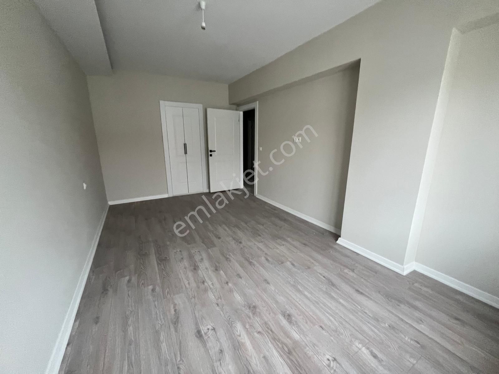 Törekent Mahallesinde 3+1 Site İçerisinde Fırsat Daire - Görsel 15