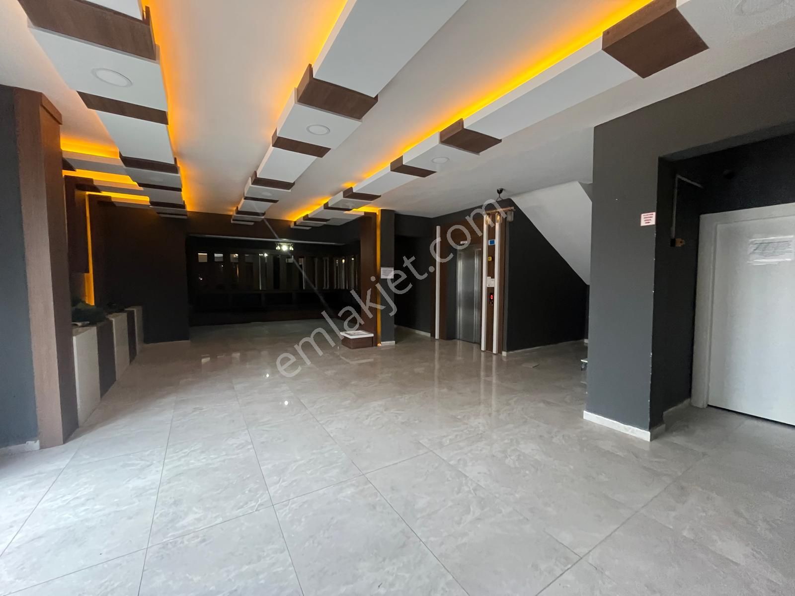 Törekent Mahallesinde 3+1 Site İçerisinde Fırsat Daire - Görsel 34