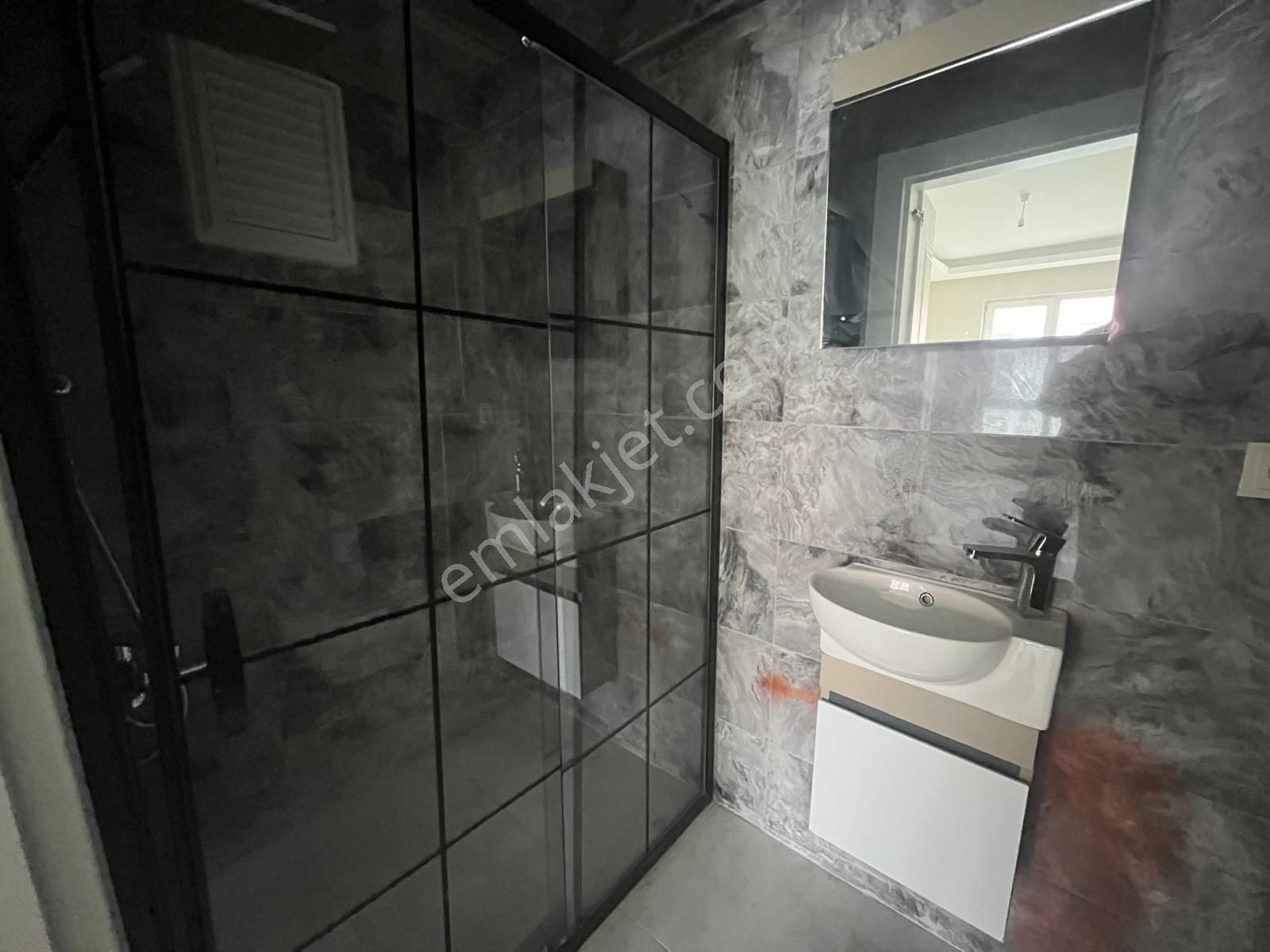 Törekent Mahallesinde 3+1 Site İçerisinde Fırsat Daire - Görsel 28