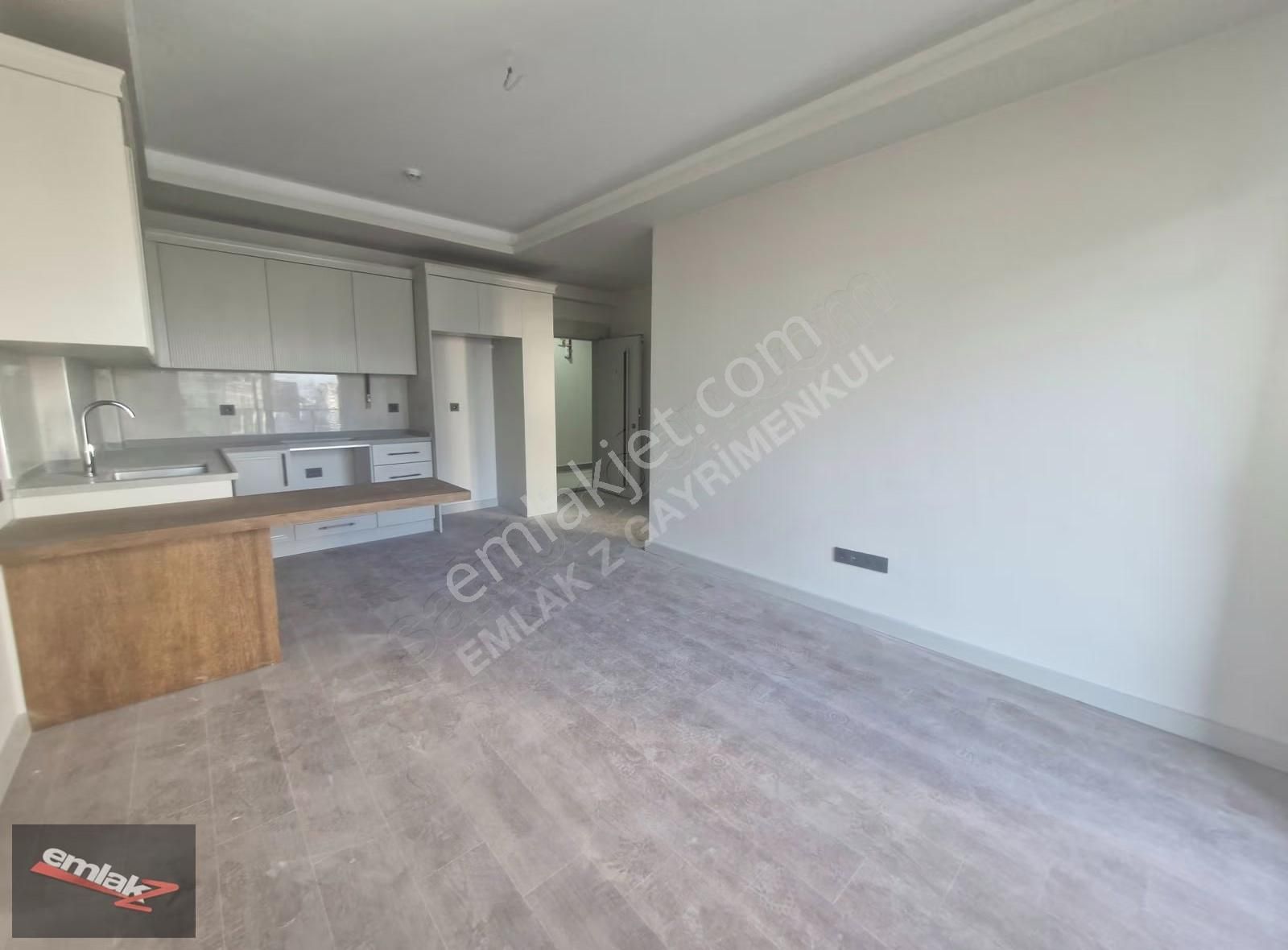 Emlak Z'den 乂mezitli Yeni Mahalle'de乂 Doğalgaz'lı乂 1+1 Satılık - Görsel 6