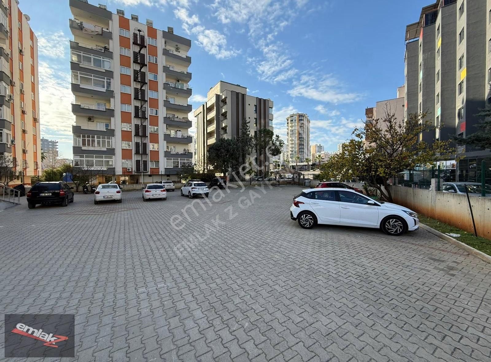 Emlak Z' Den ⫸ Ｆｉｒｓａt⫸ Site İçi Geniş 1+1 Satılık Daire - Görsel 10