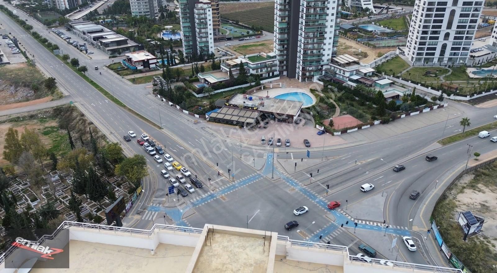 ⫸ Emlak Z 'den ⫸ Cadde Üzeri Kurumsal Firmalara Kiralık Dükkan - Görsel 12