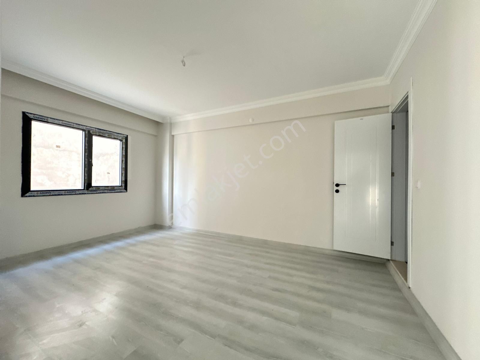 Muradiye Mahallesinde 3+1 Full Lüks Satılık Daire - Görsel 12