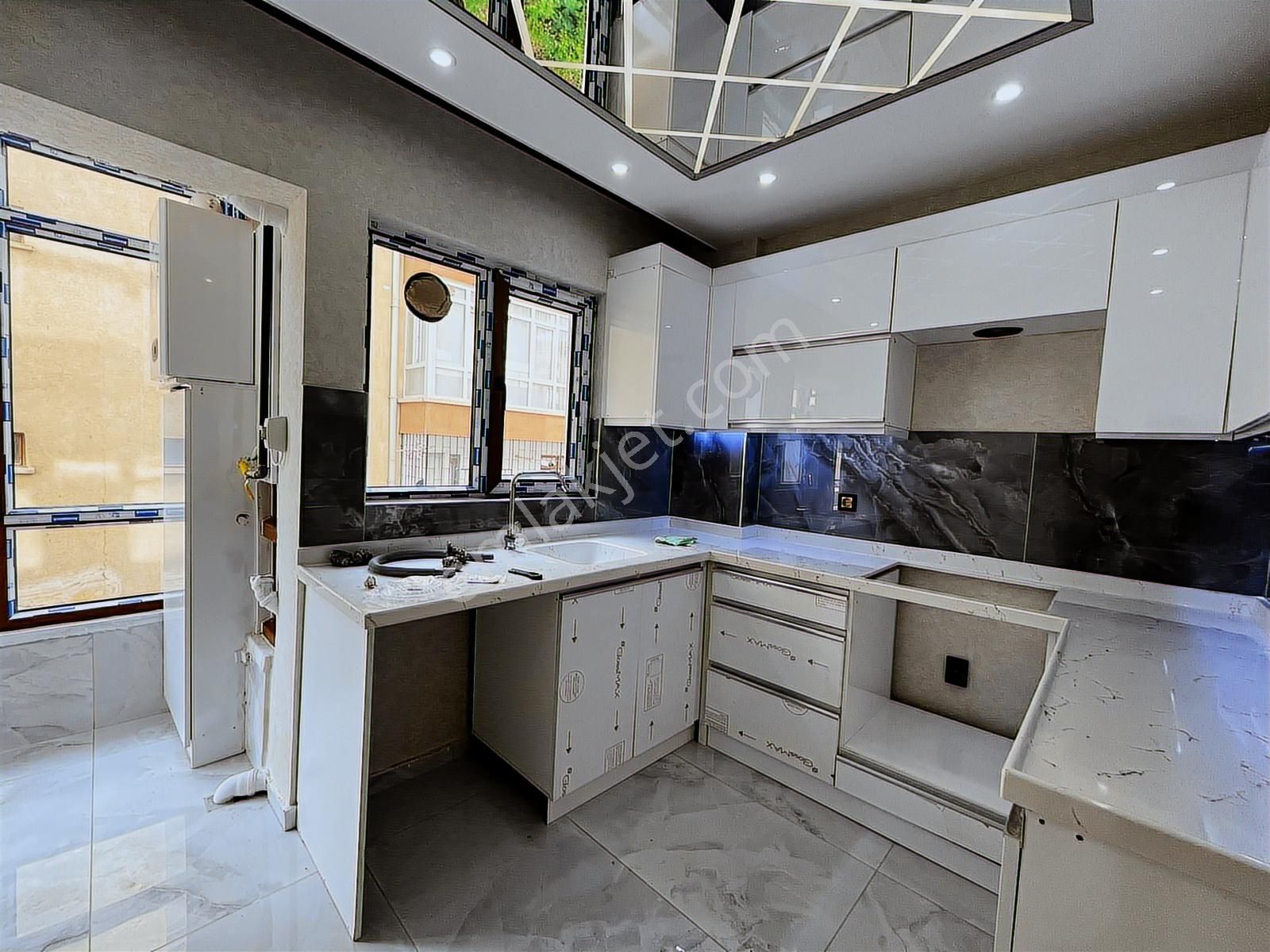 Hakan'dan Gazze Cad. Yakını 3+1 Katta Full Yapılı Satılık Daire - Görsel 23