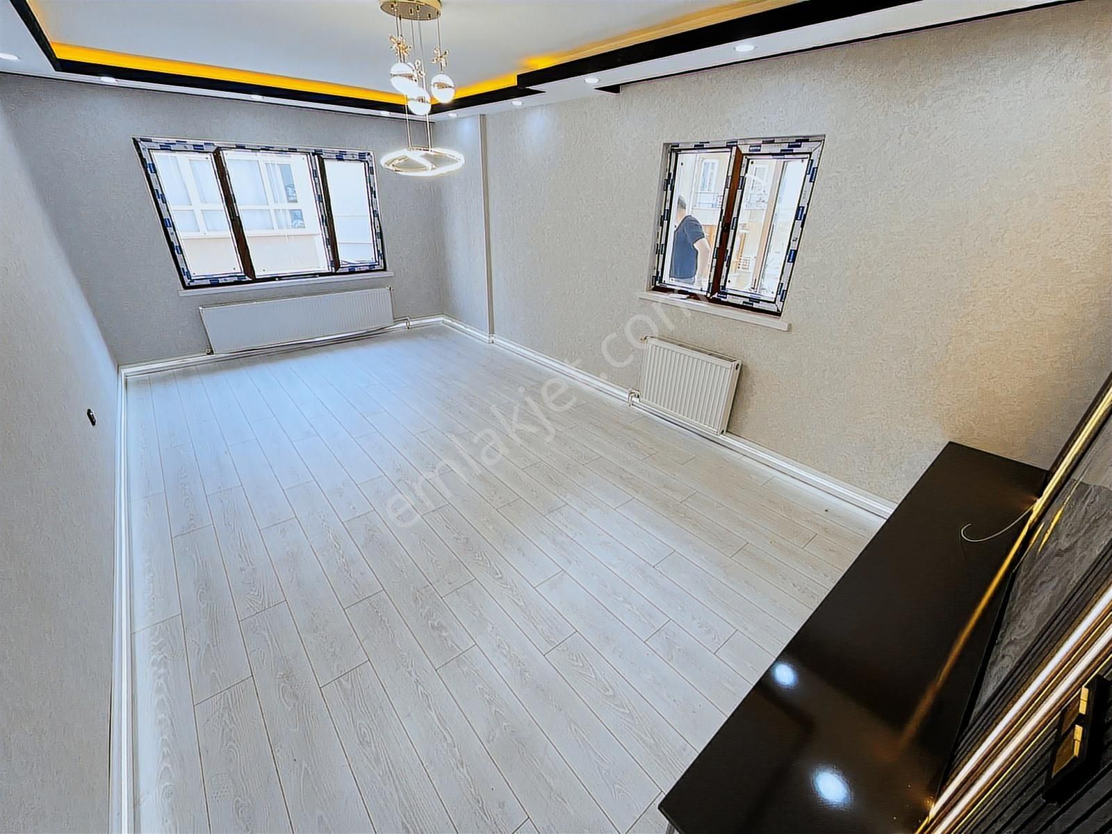 Hakan'dan Gazze Cad. Yakını 3+1 Katta Full Yapılı Satılık Daire - Görsel 31