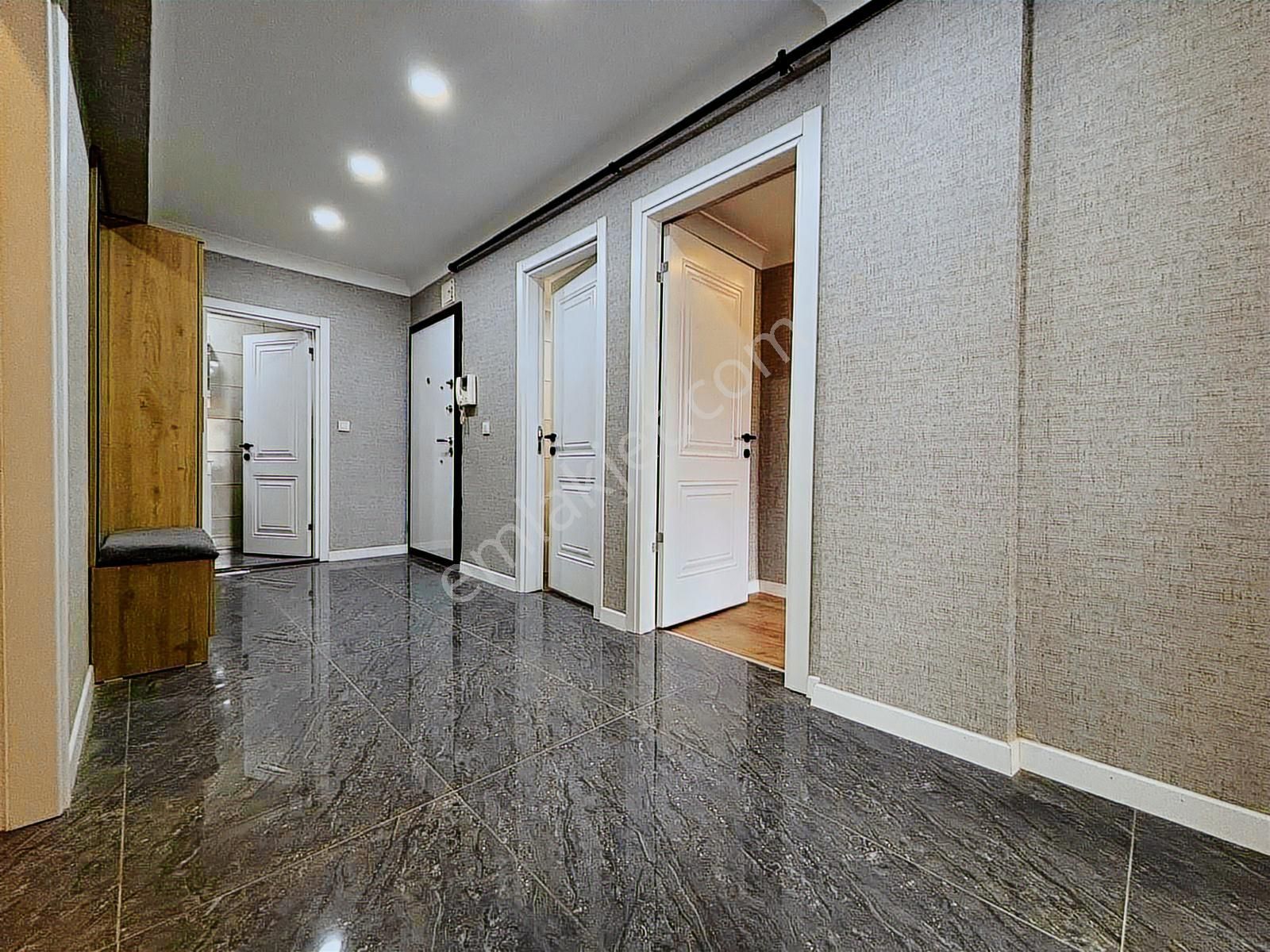 Lokman Hekim Has. Yakını 1. Katta 3+1 Full Yapılı E.banyolu - Görsel 19