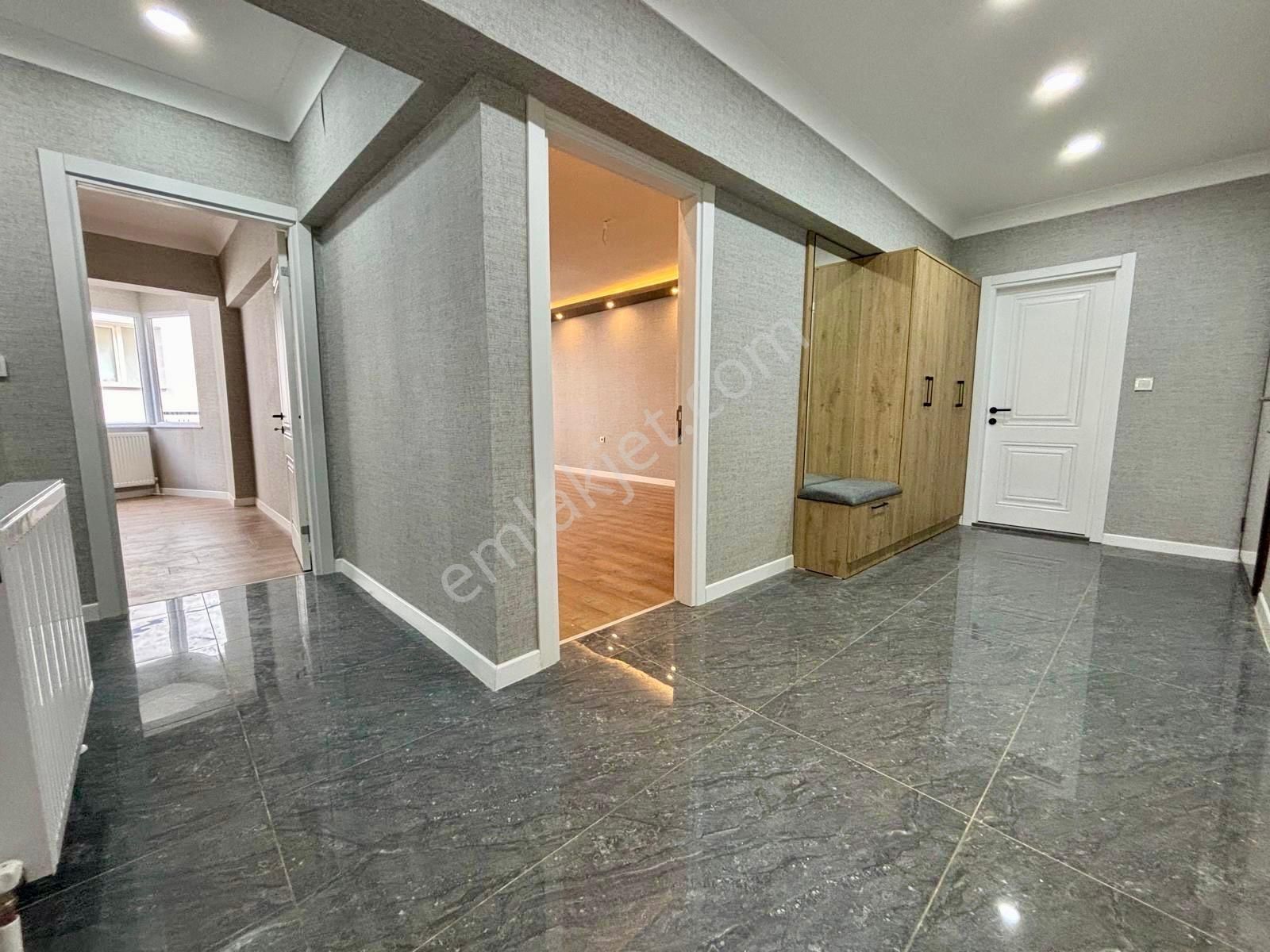 Lokman Hekim Has. Yakını 1. Katta 3+1 Full Yapılı E.banyolu - Görsel 11