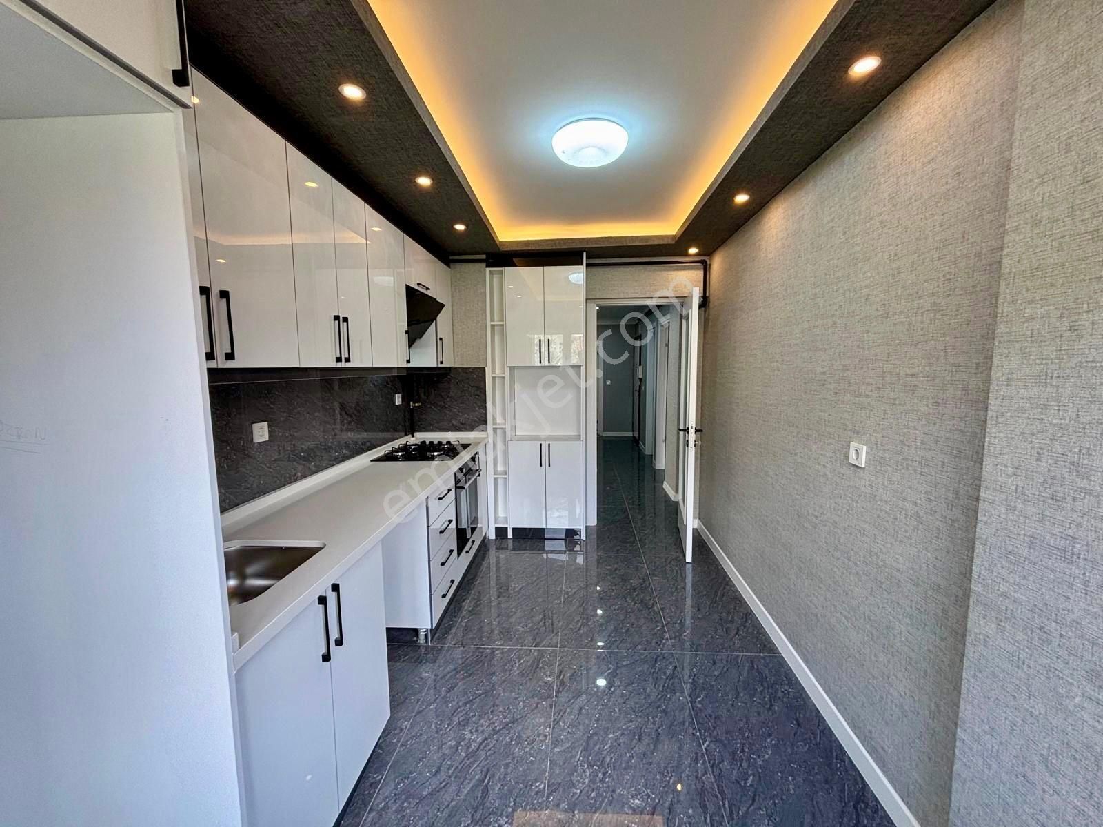 Lokman Hekim Has. Yakını 1. Katta 3+1 Full Yapılı E.banyolu - Görsel 18