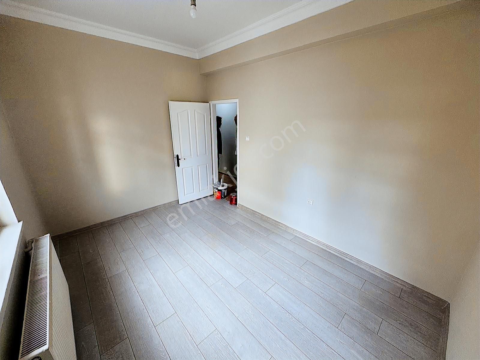 Yayla'da Seyitler Cd. Yakını Katta Çift Balkon 3+1 Kiralık Daire - Görsel 23