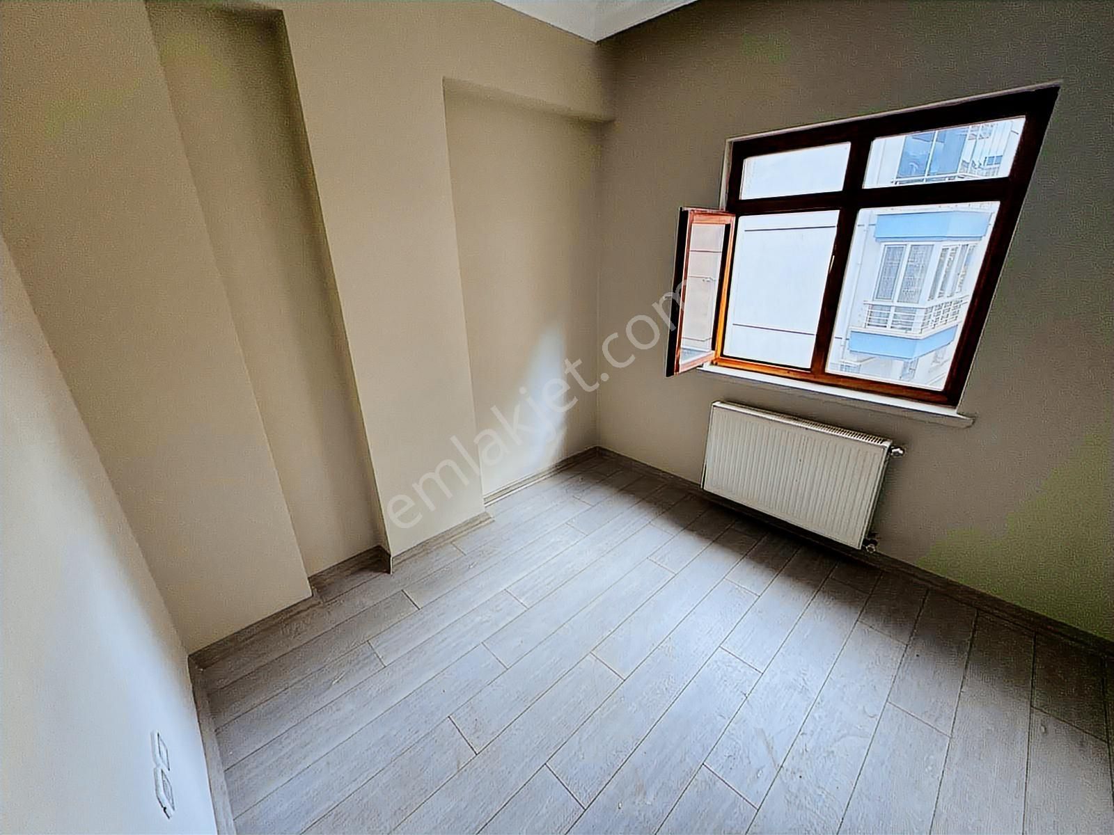 Yayla'da Seyitler Cd. Yakını Katta Çift Balkon 3+1 Kiralık Daire - Görsel 15