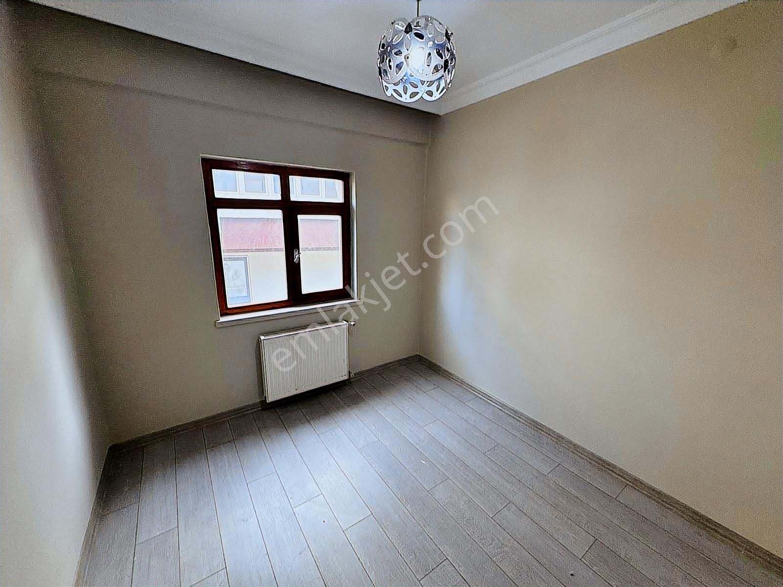 Yayla'da Seyitler Cd. Yakını Katta Çift Balkon 3+1 Kiralık Daire - Görsel 17
