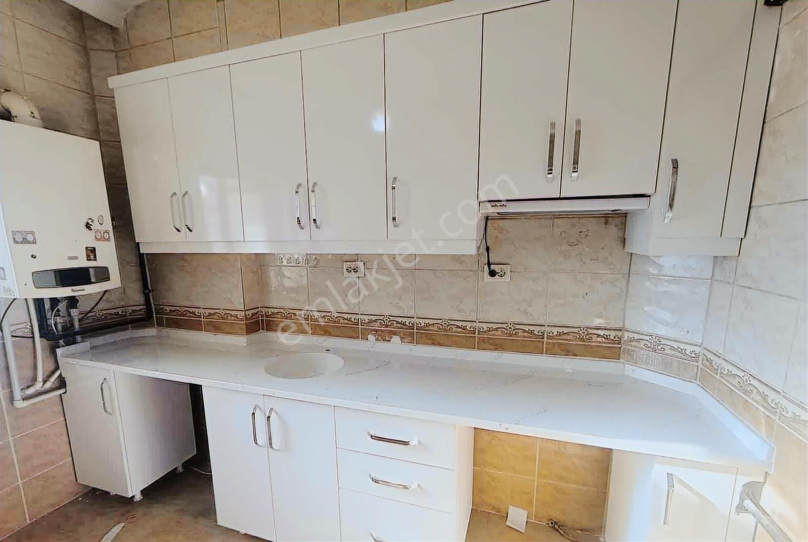 Yayla'da Seyitler Cd. Yakını Katta Çift Balkon 3+1 Kiralık Daire - Görsel 17