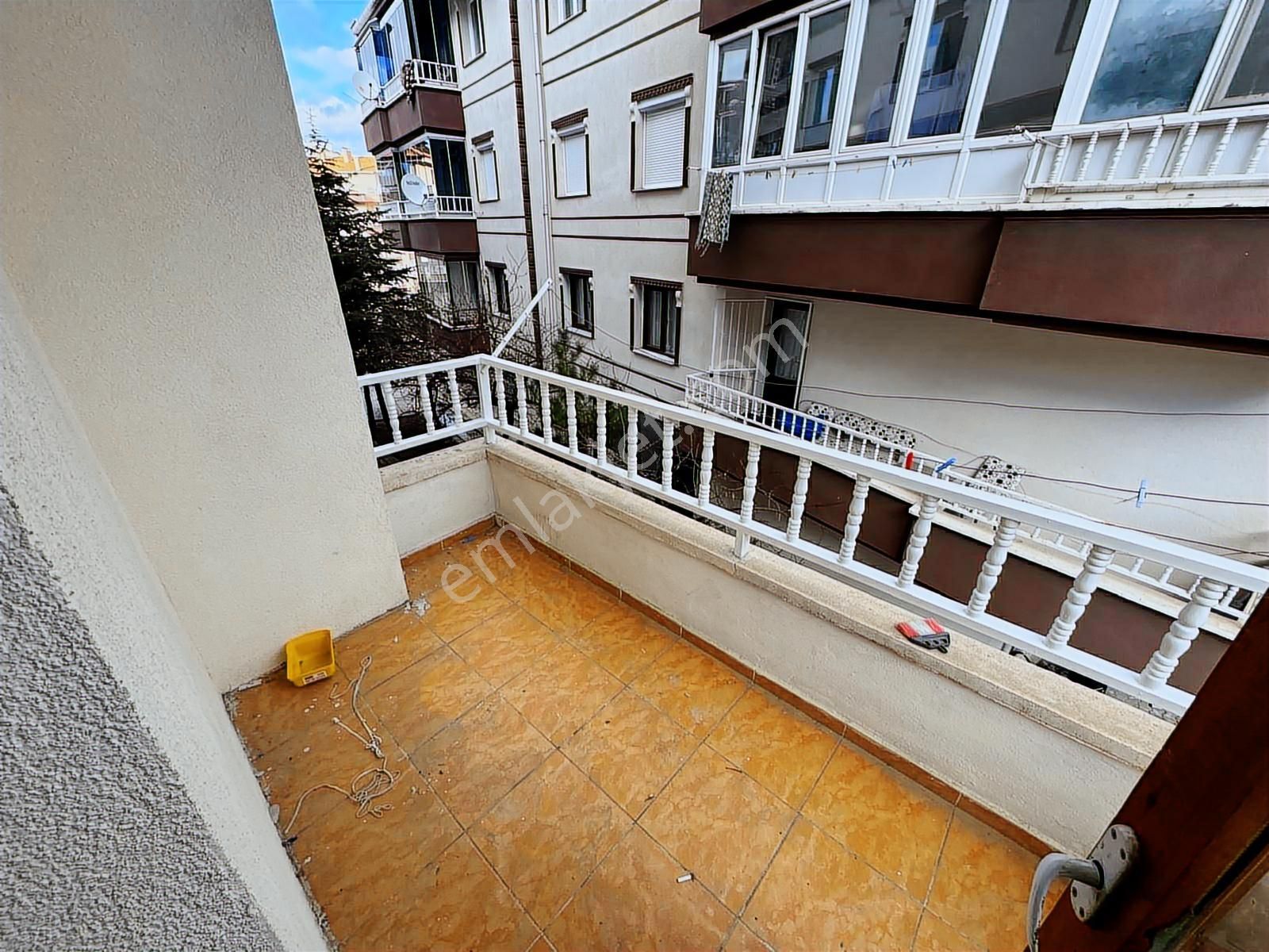 Yayla'da Seyitler Cd. Yakını Katta Çift Balkon 3+1 Kiralık Daire - Görsel 13