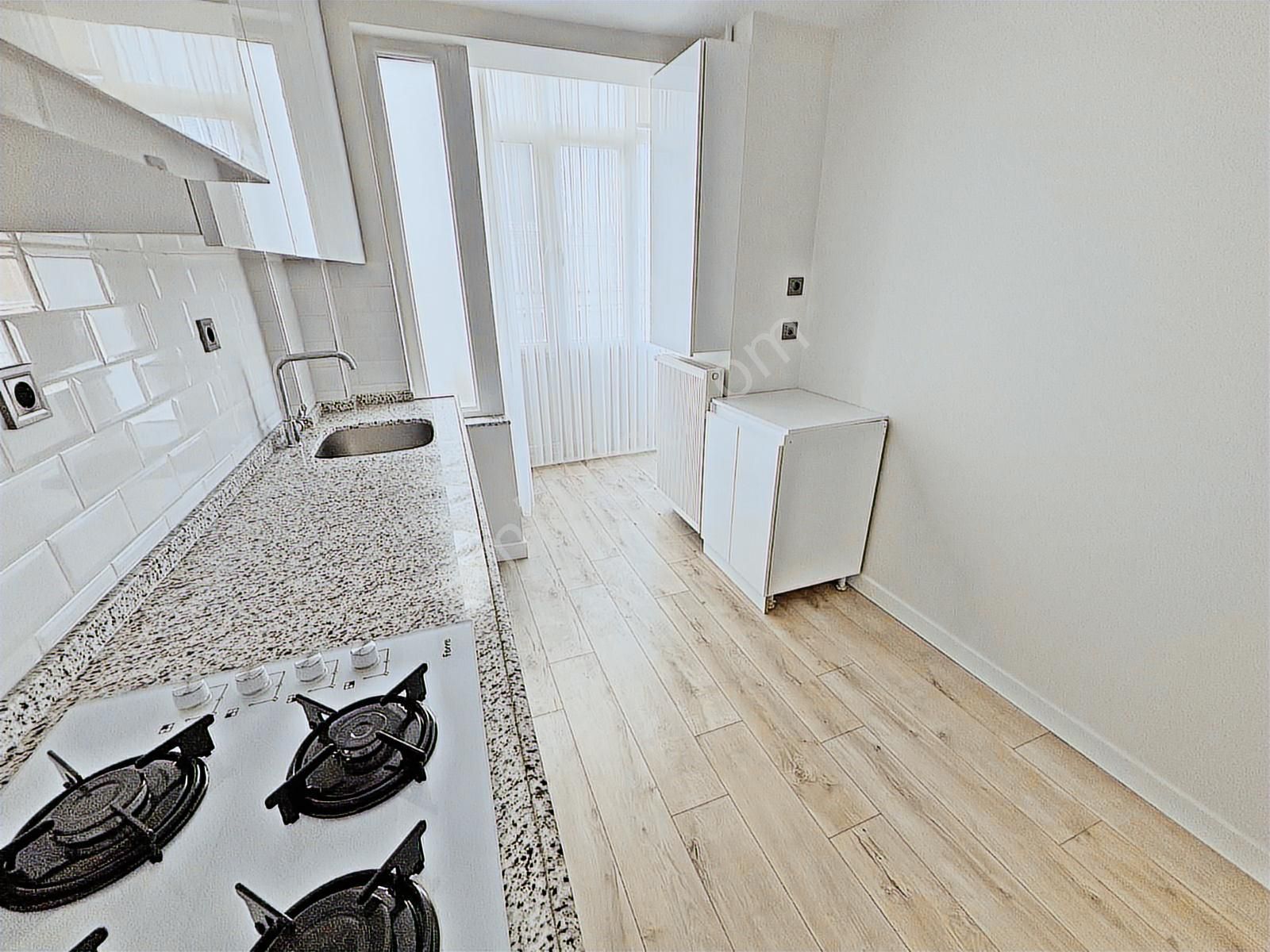 Aşağıeğlence'de 3+1 Bağımsız Salon Ful Yapılı Katta Daire - Görsel 4
