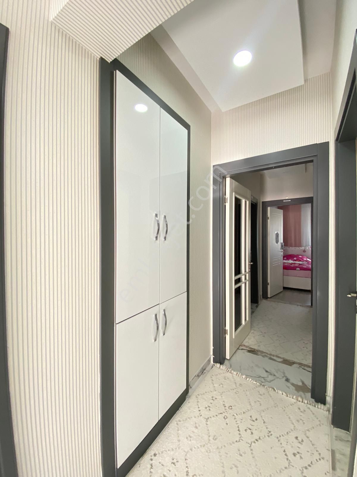 Elisa Gyo/esenyurt Bölgesi Merkezi Konumlu 3,5+1 Sıfır Ayarında Kombili Satılık Daire - Görsel 6