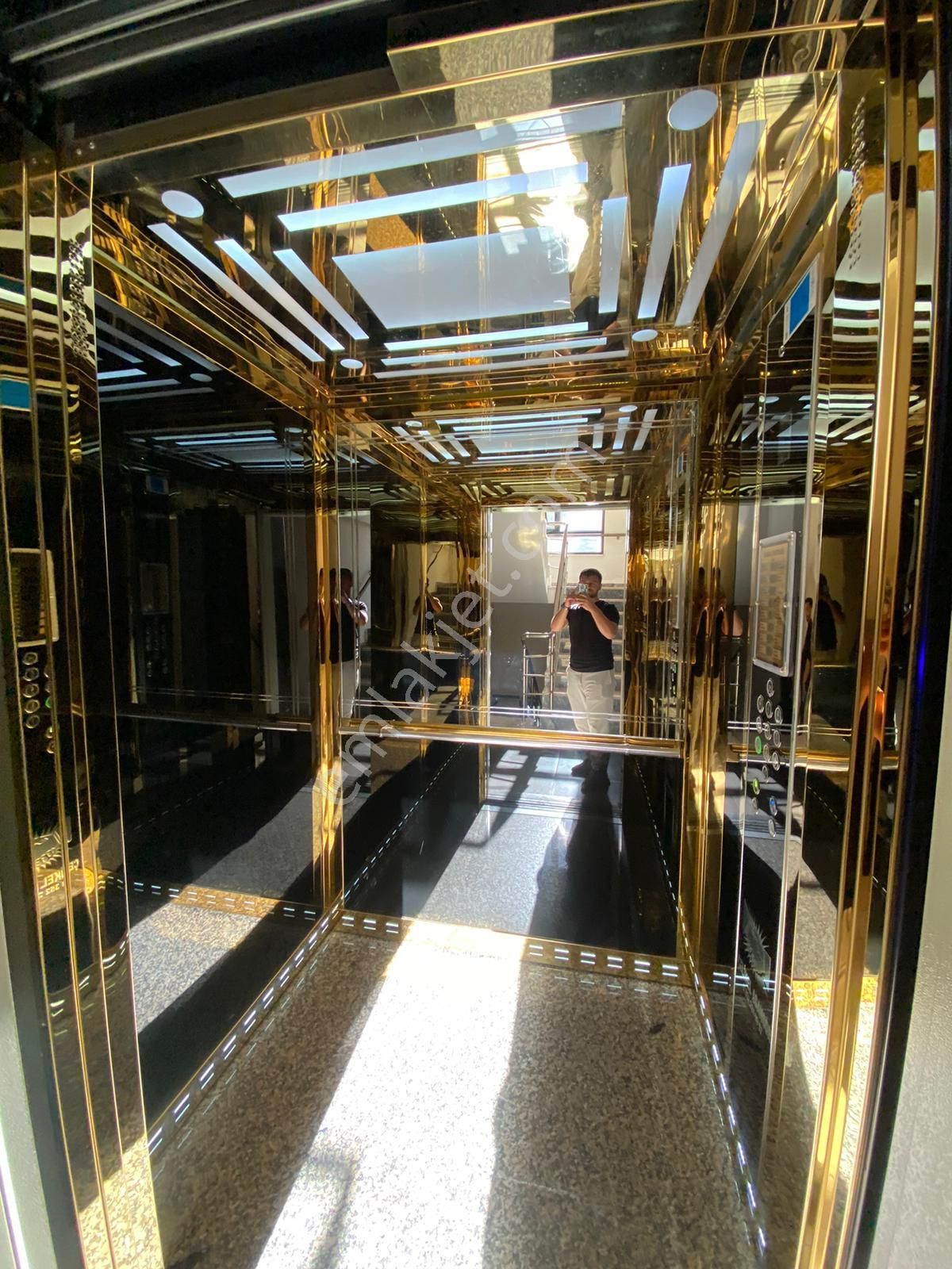 Elisa Gyo/esenyurt Bölgesi Merkezi Konumlu 3,5+1 Sıfır Ayarında Kombili Satılık Daire - Görsel 16