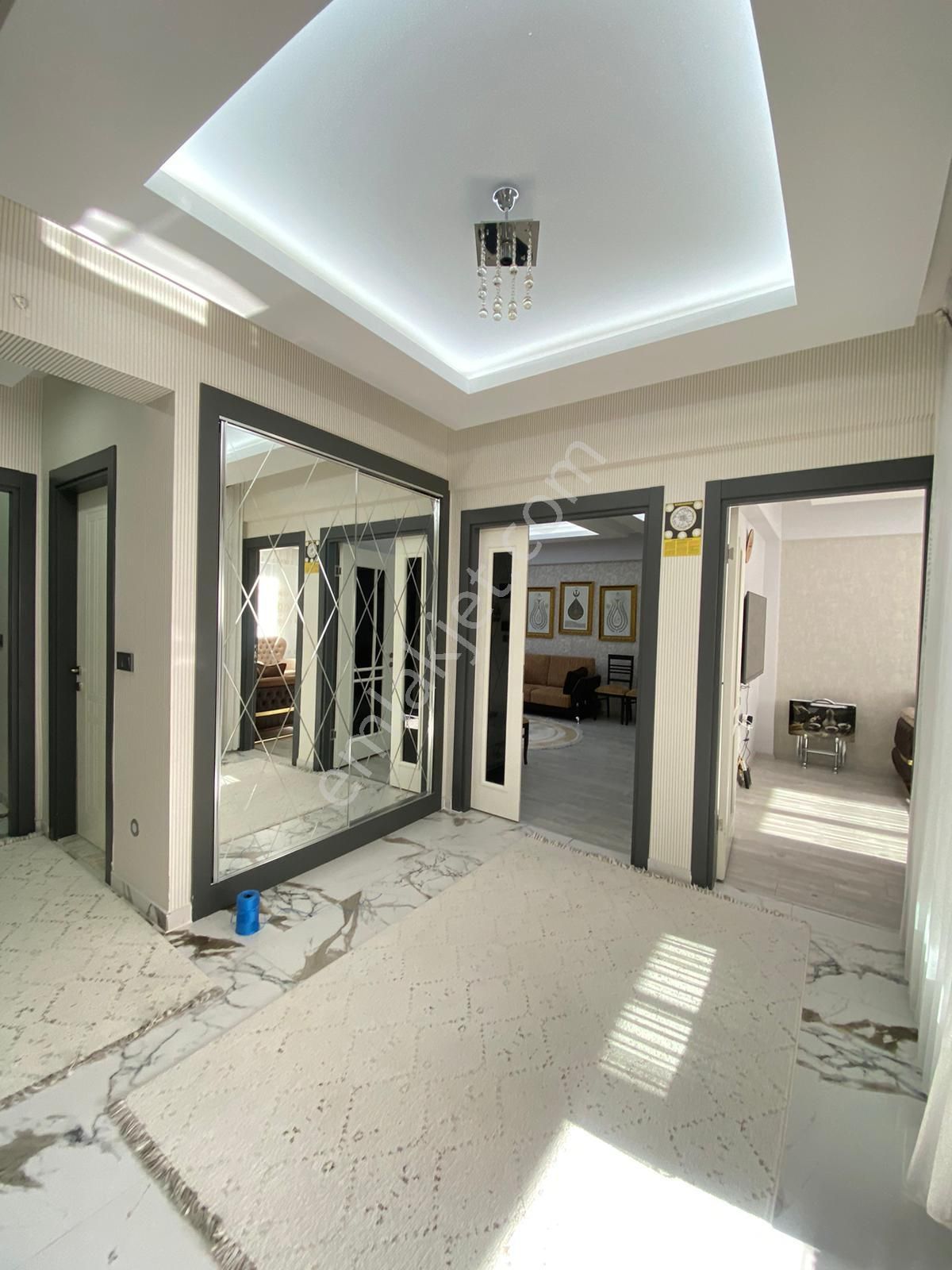 Elisa Gyo/esenyurt Bölgesi Merkezi Konumlu 3,5+1 Sıfır Ayarında Kombili Satılık Daire - Görsel 2