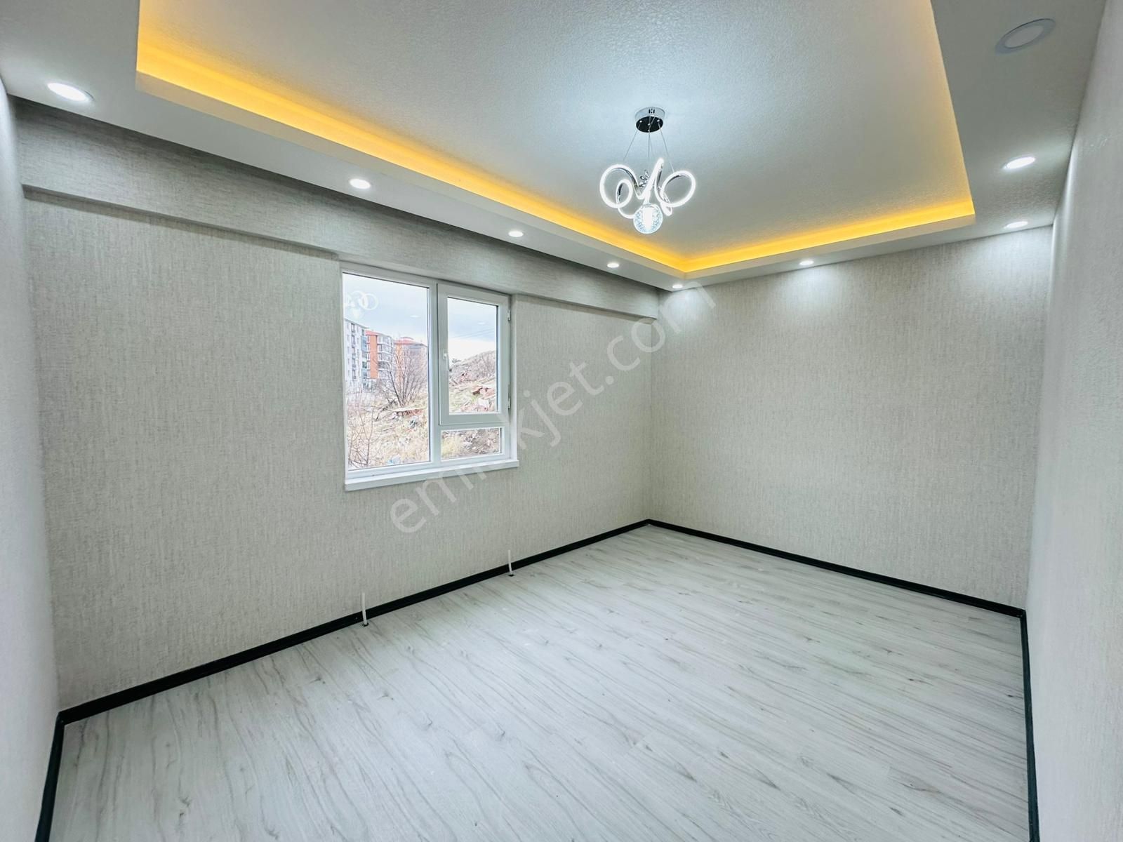 Feridunçelik'te Borsa İst. Lisesi Yakını Full Yapılı 3+1 Ara Katta Satılık Daire !!! - Görsel 15