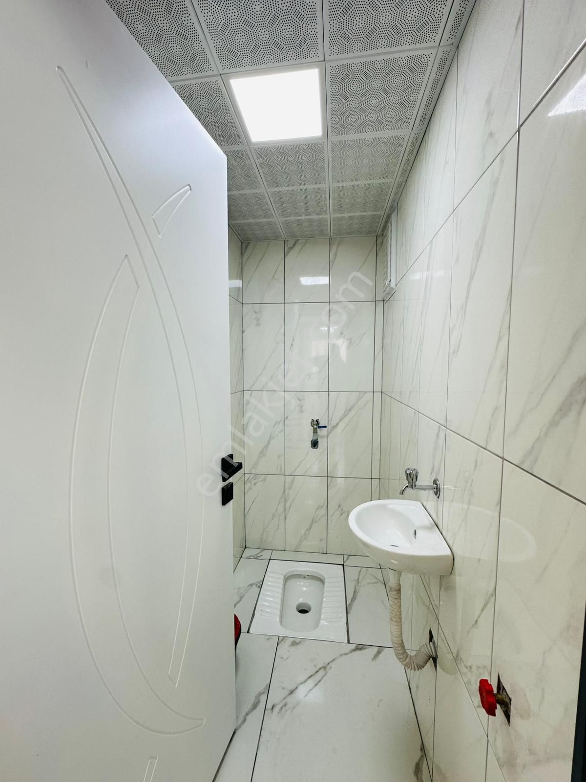 Feridunçelik'te Borsa İst. Lisesi Yakını Full Yapılı 3+1 Ara Katta Satılık Daire !!! - Görsel 24