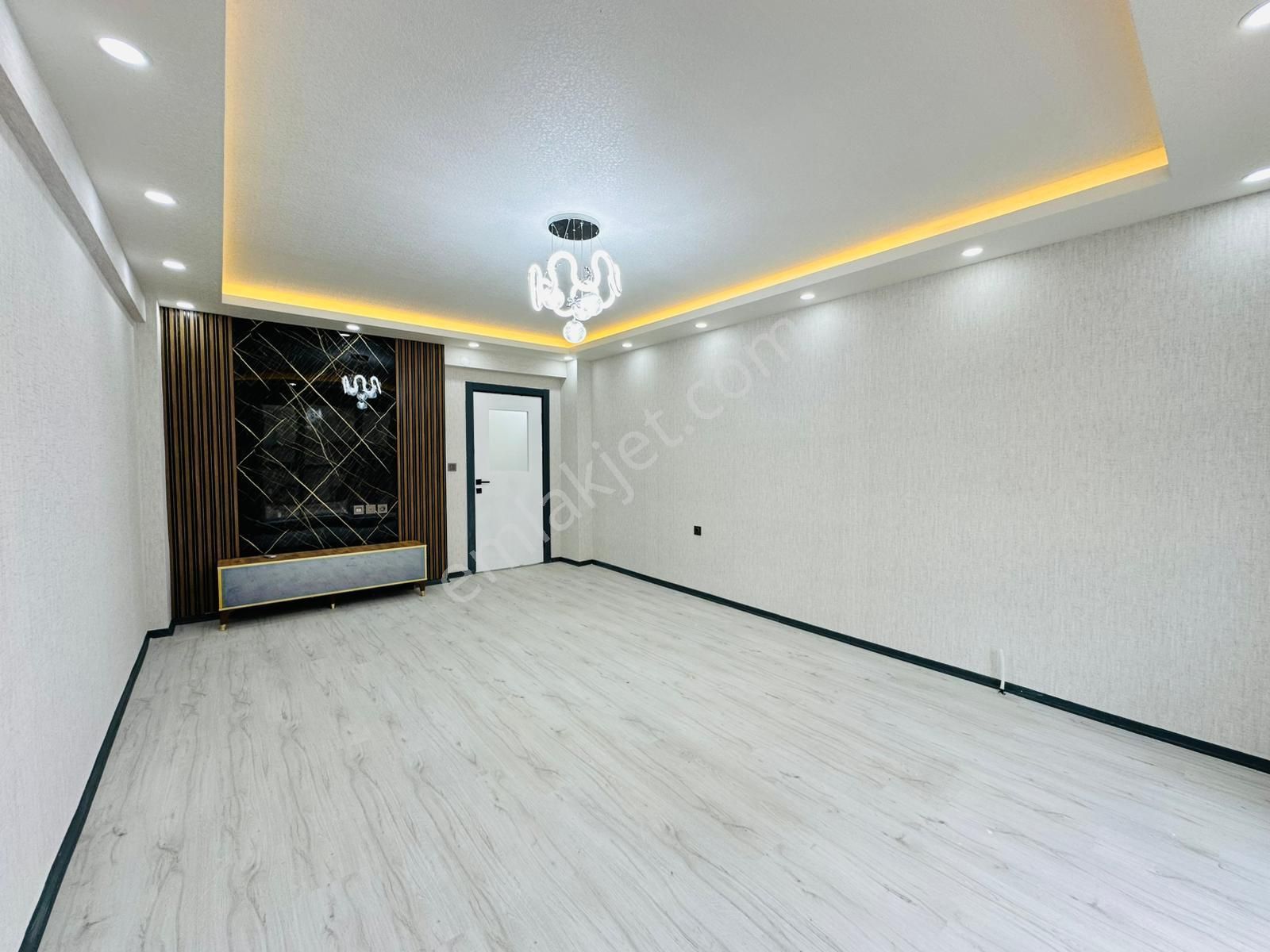 Feridunçelik'te Borsa İst. Lisesi Yakını Full Yapılı 3+1 Ara Katta Satılık Daire !!! - Görsel 11