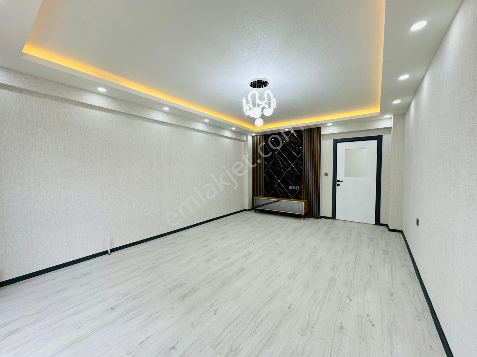 Feridunçelik'te Borsa İst. Lisesi Yakını Full Yapılı 3+1 Ara Katta Satılık Daire !!! - Görsel 12