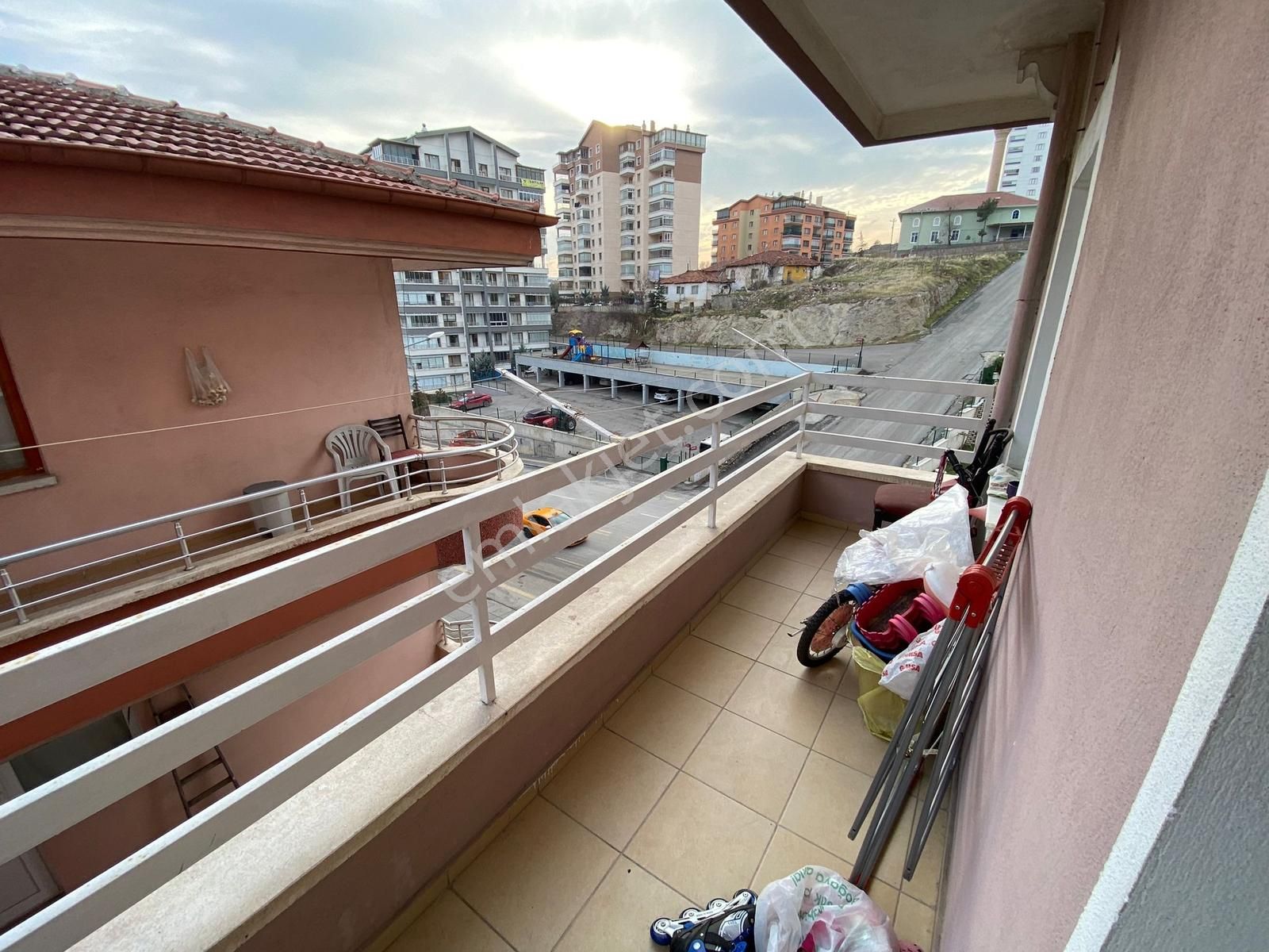 Etlik'de Cadde Üzeri Dubleks 5+1 Asansörlü, Emsalsiz Daire - Görsel 31