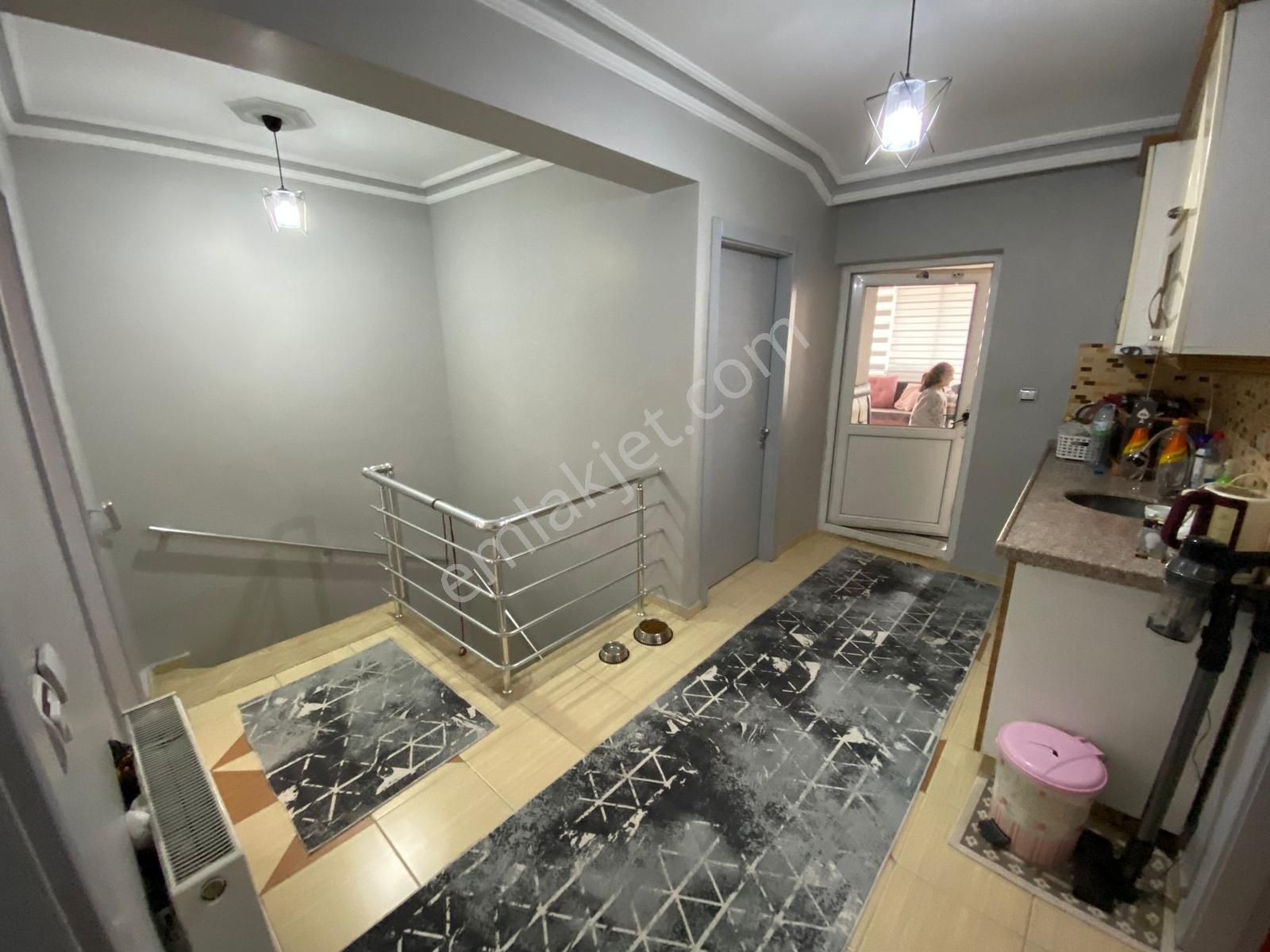 Etlik'de Cadde Üzeri Dubleks 5+1 Asansörlü, Emsalsiz Daire - Görsel 9