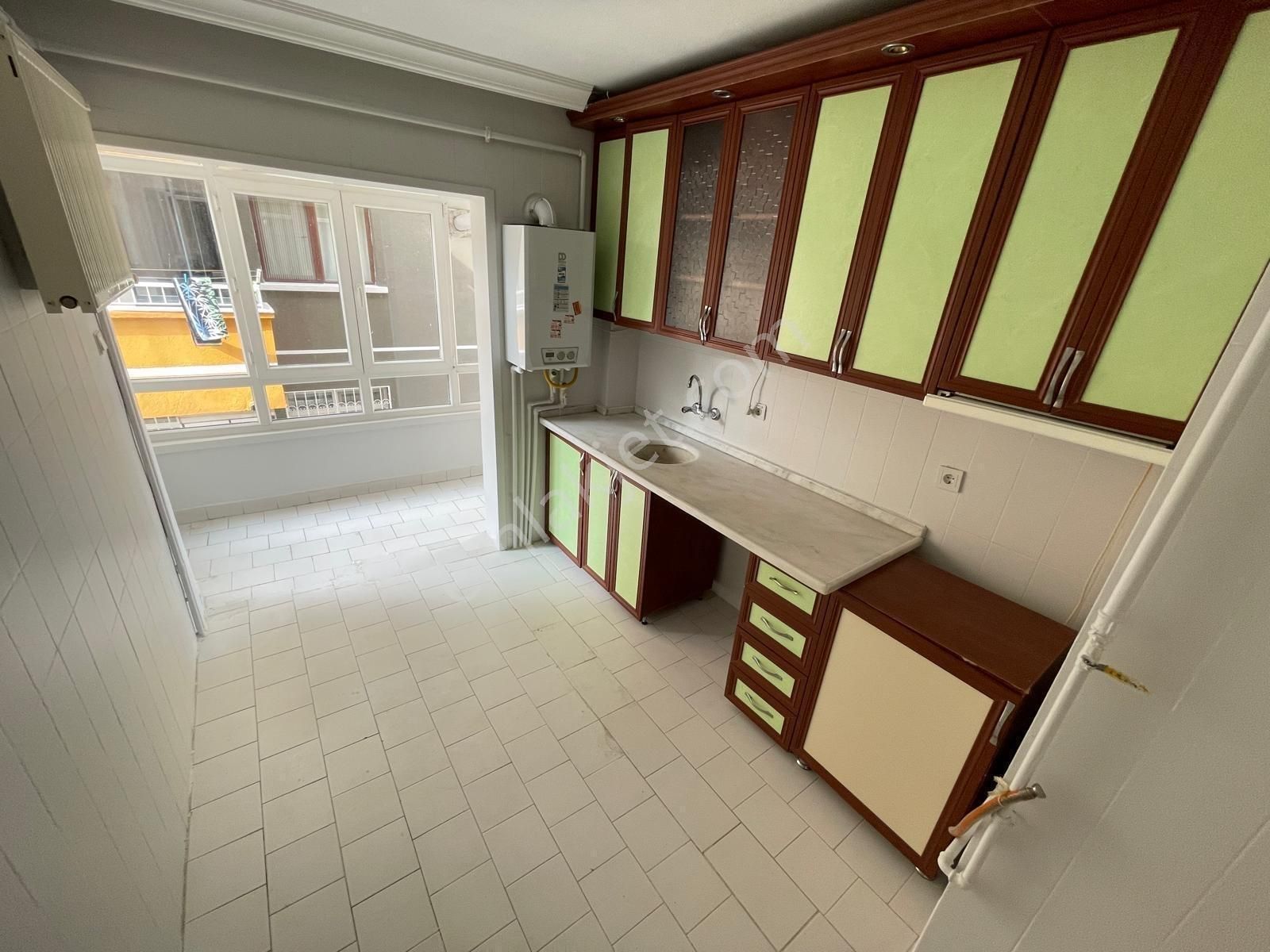 Merkezi Lokasyon,bağımsız Salon Ve Ön Cepheli Dairemiz Satışta - Görsel 12