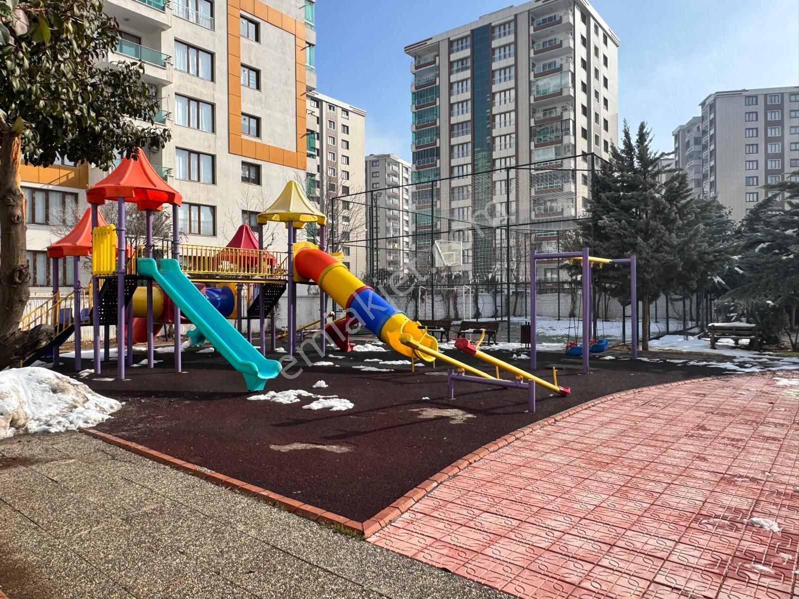 75 Park Karşısı – Kent Meydanına Yakın Acil Satılık / Fırsat 4+1 Daire - Görsel 8