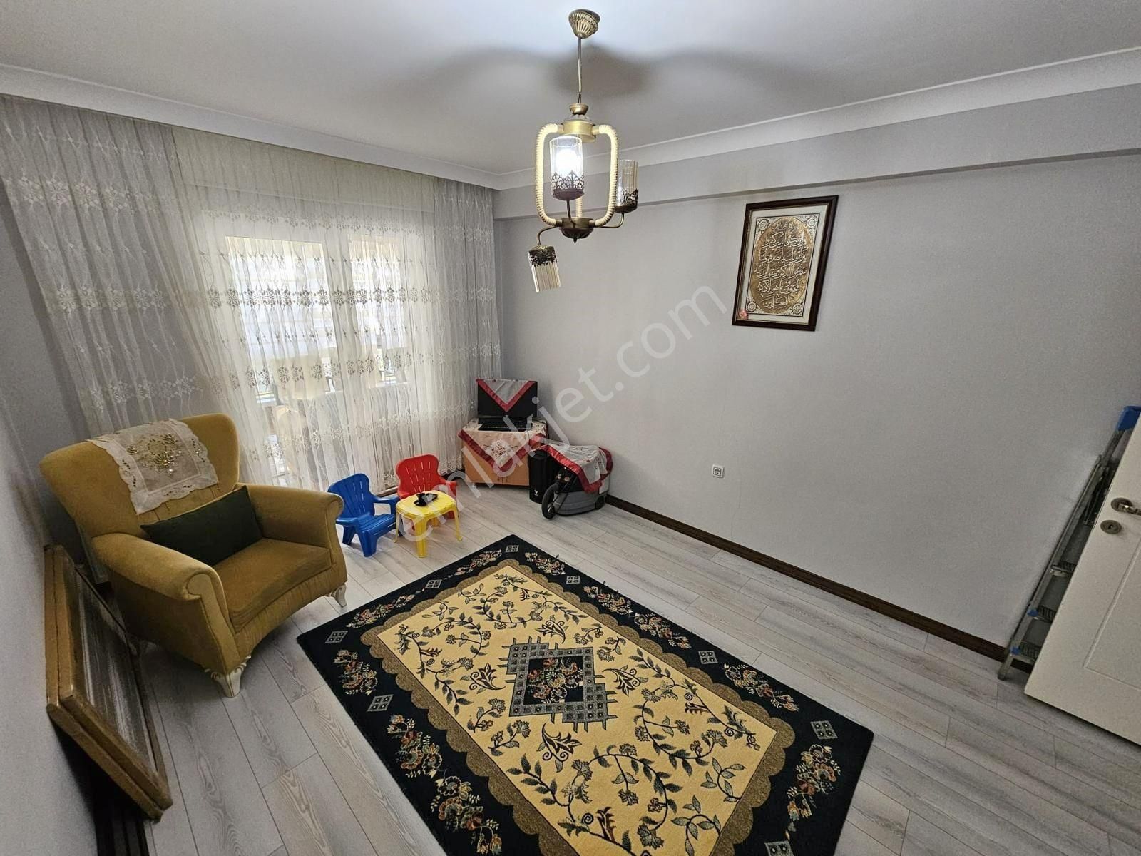 Yıldız'dan Site İçerisinde Lüx İşçilikli Full Yapılı-kilerli 4+1 - Görsel 18