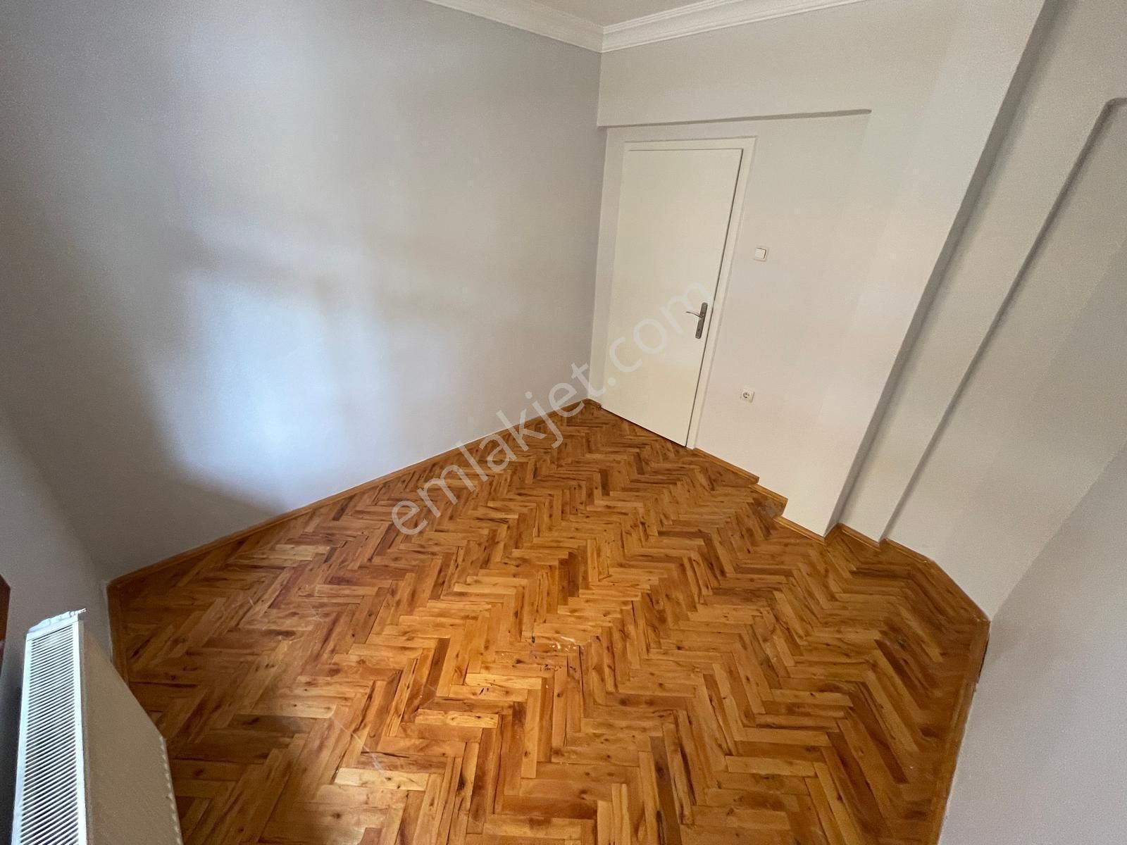 Etlik'de Emsalsiz Ara Kat, Bağımsız ,ön Cephe 3+1 Daire - Görsel 19