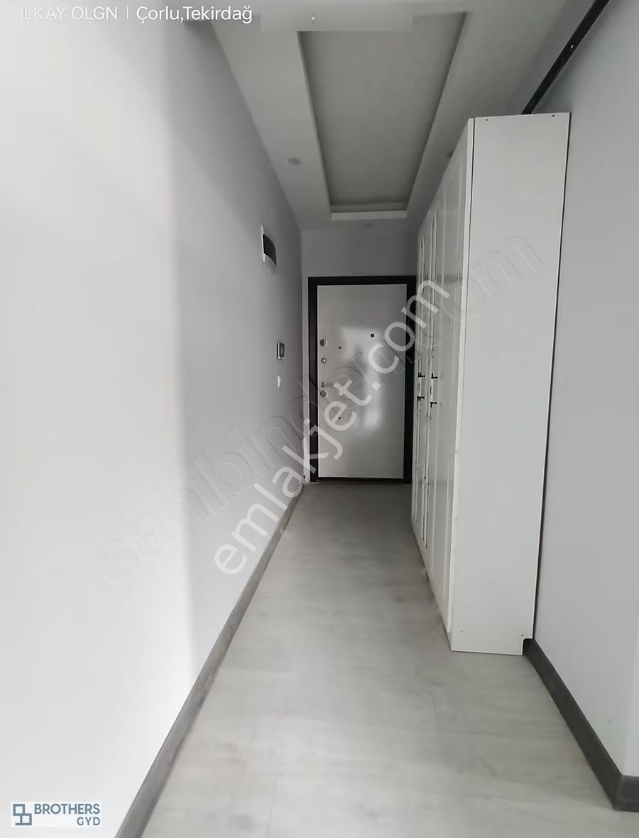 Brothersdan Havuzlu Site İçerisinde 2+1 Sıfır Kiralık Daire - Görsel 2
