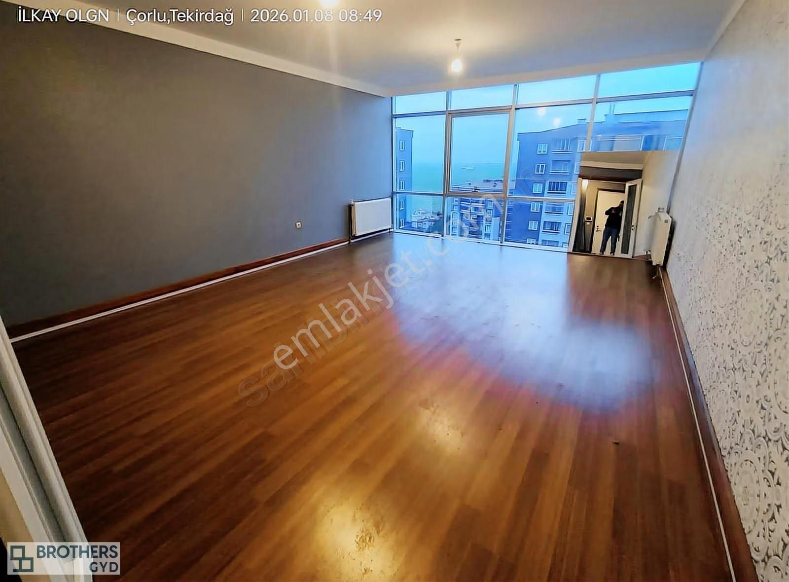 Brothersdan Hürriyet Mah.185m2 3+1 Arakat İskanlı Satılık Daire - Görsel 10