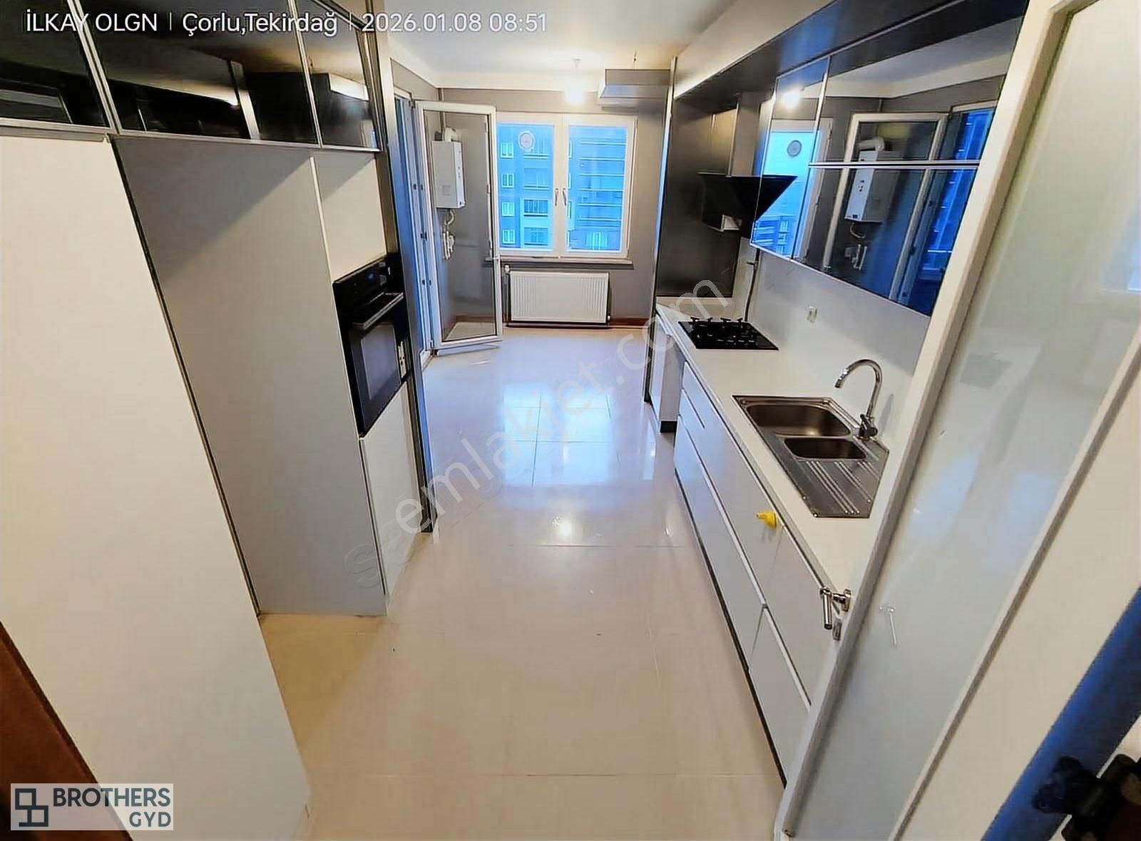 Brothersdan Hürriyet Mah.185m2 3+1 Arakat İskanlı Satılık Daire - Görsel 21