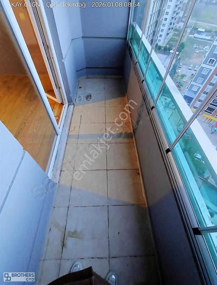 Brothersdan Hürriyet Mah.185m2 3+1 Arakat İskanlı Satılık Daire - Görsel 8