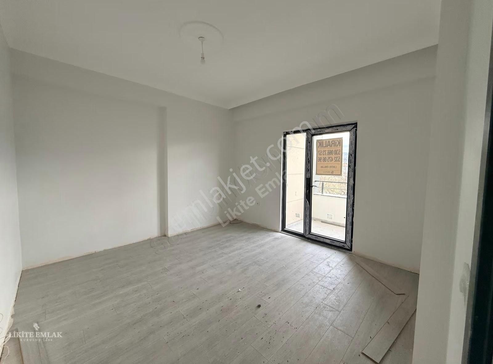 Likite Emlak'tan Bekara Kiralık Cumhuriyette 1+1 Daire