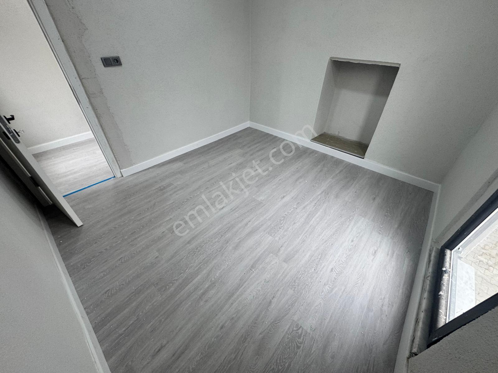 Akçay Kızılkeçili Köy Meydan Da Satılık 1+1 Bahçeli Köy Evi - Görsel 26