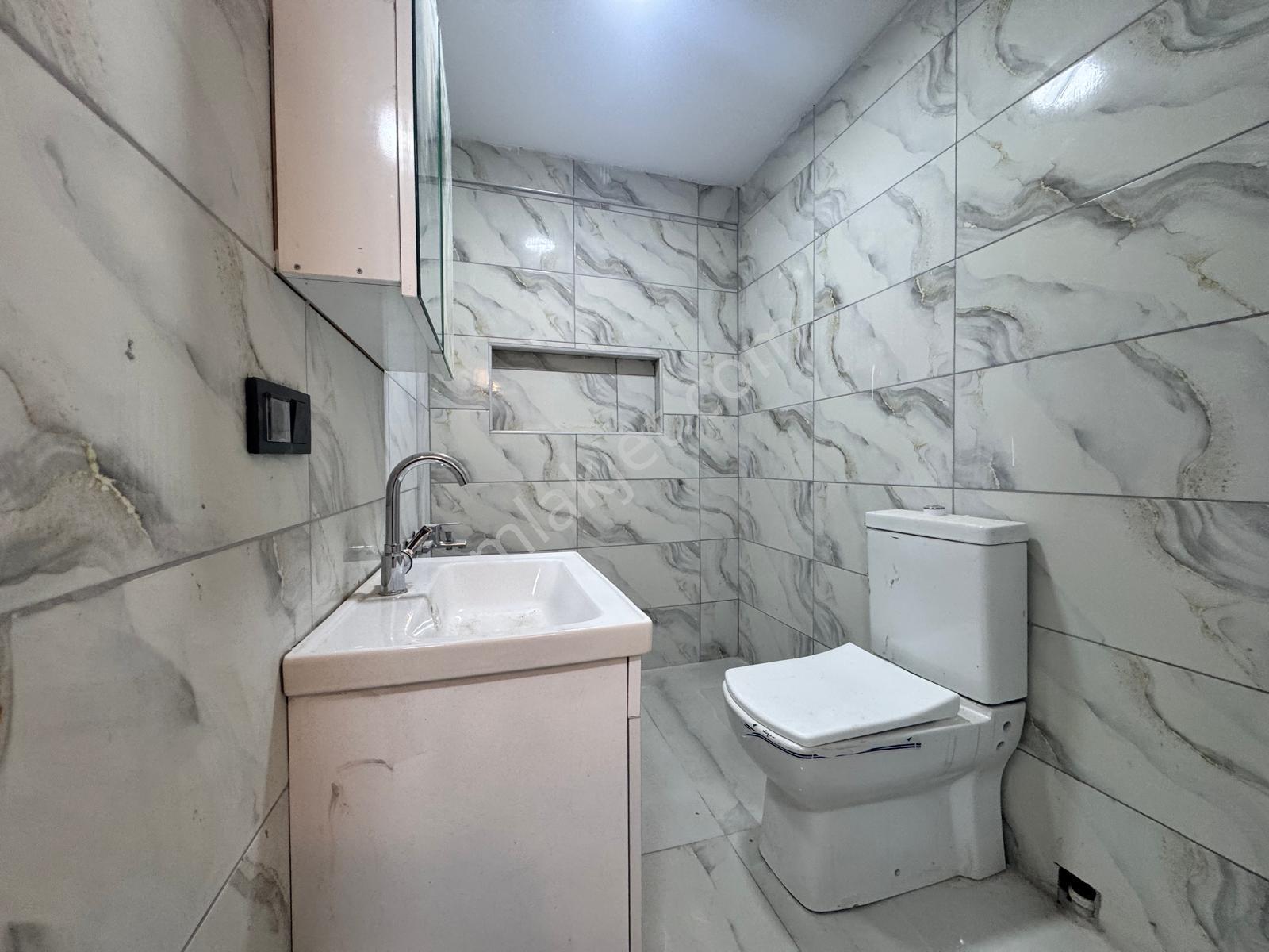 Akçay Kızılkeçili Köy Meydan Da Satılık 1+1 Bahçeli Köy Evi - Görsel 13