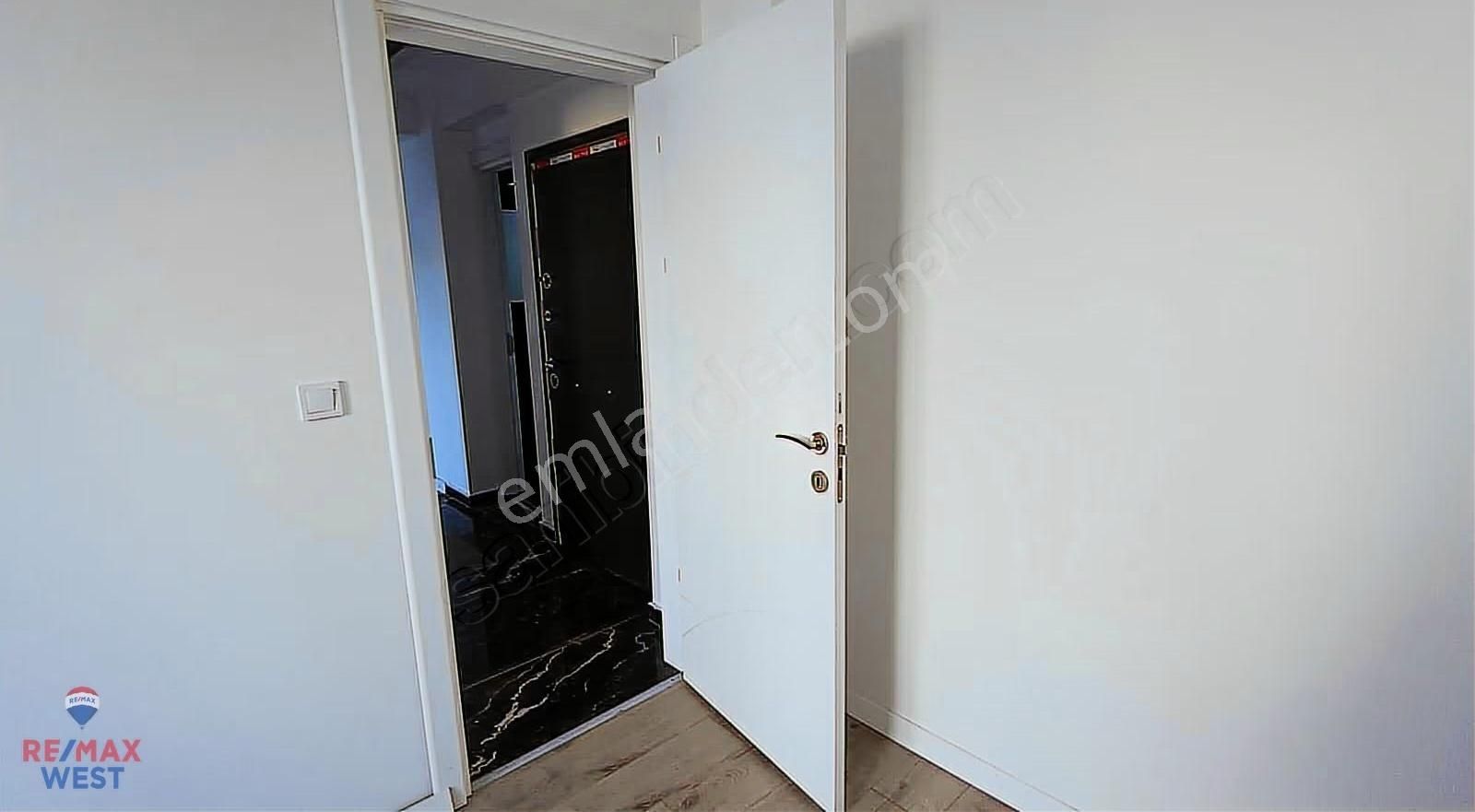 Karşıyaka Alaybey 0 Yeni Binada Kiralık Bahçeli 1+1 Daire - Görsel 26