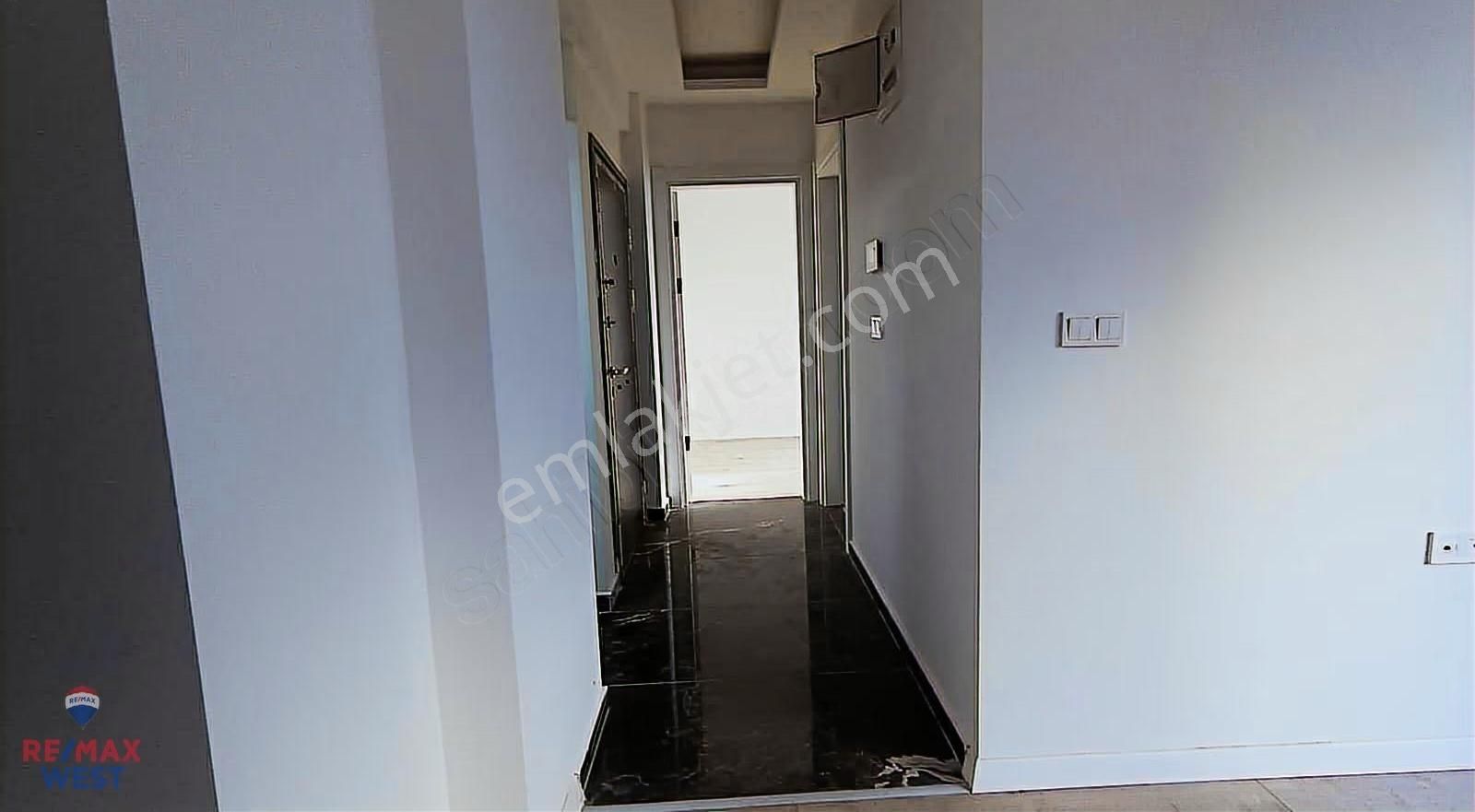 Karşıyaka Alaybey 0 Yeni Binada Kiralık Bahçeli 1+1 Daire - Görsel 22