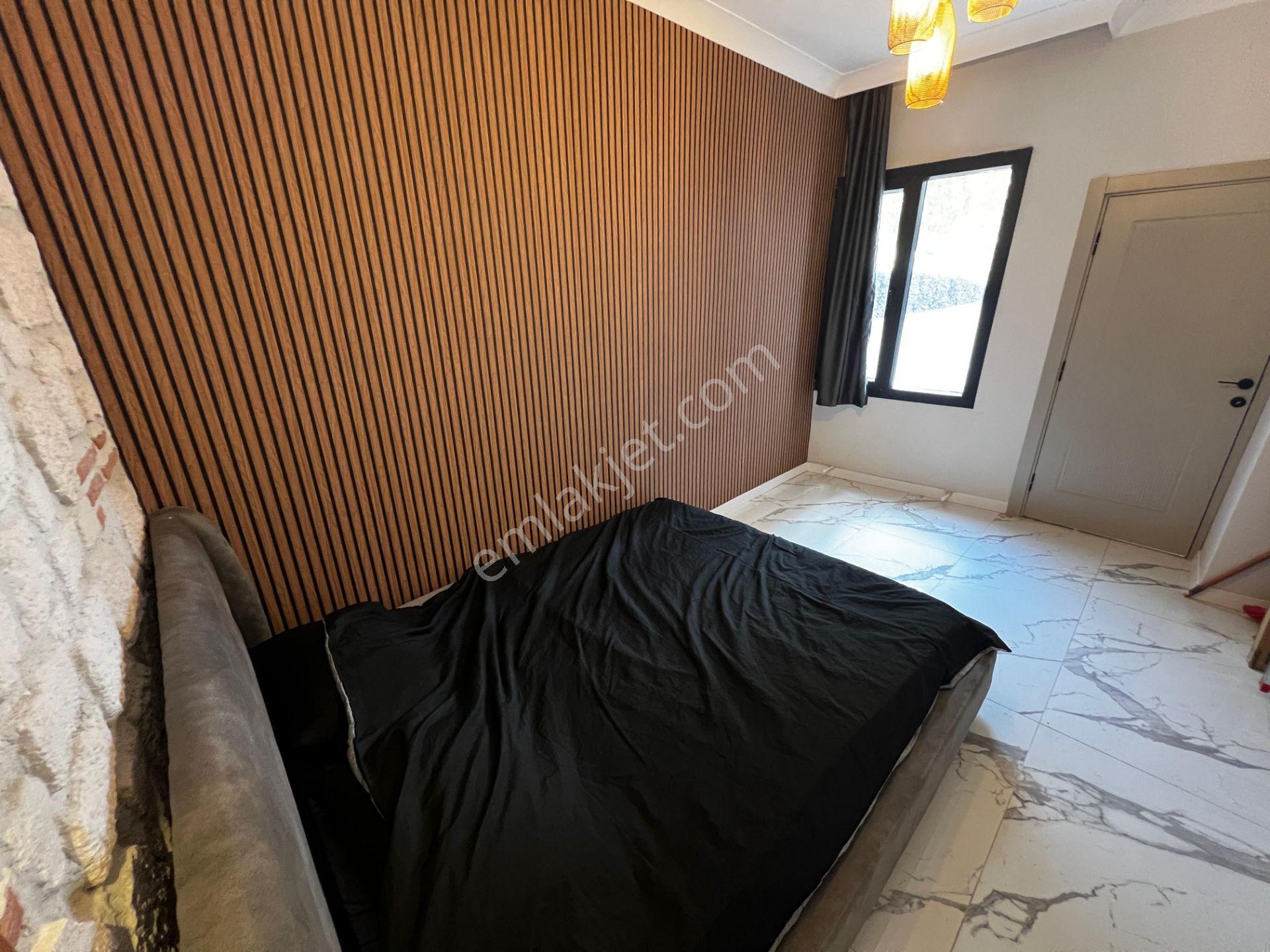 Yiğit'ten Zeytinli De 1+1 Köy İçinde Full Eşyalı Müstakil Ev - Görsel 16