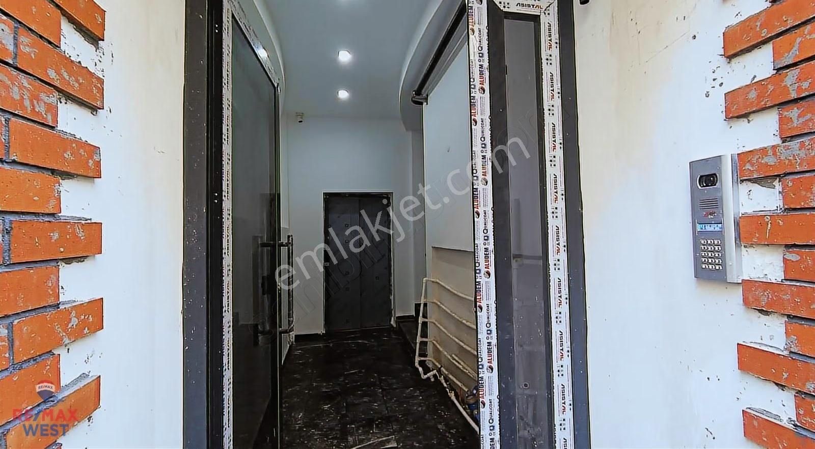 Karşıyaka Alaybey 0 Yeni Binada 2+1 Kiralık Daire