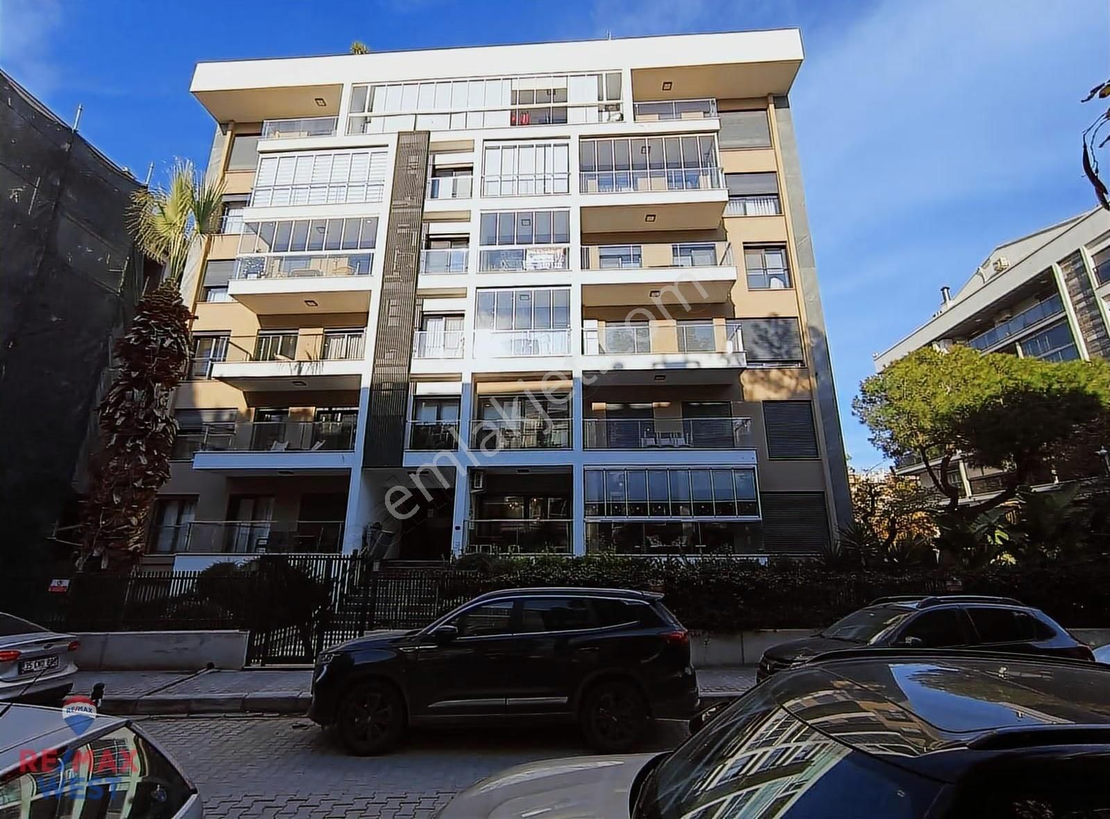 Bostanlı Hakim Evleri Sokakta Eşyalı Kiralık 1+1 Daire - Görsel 15