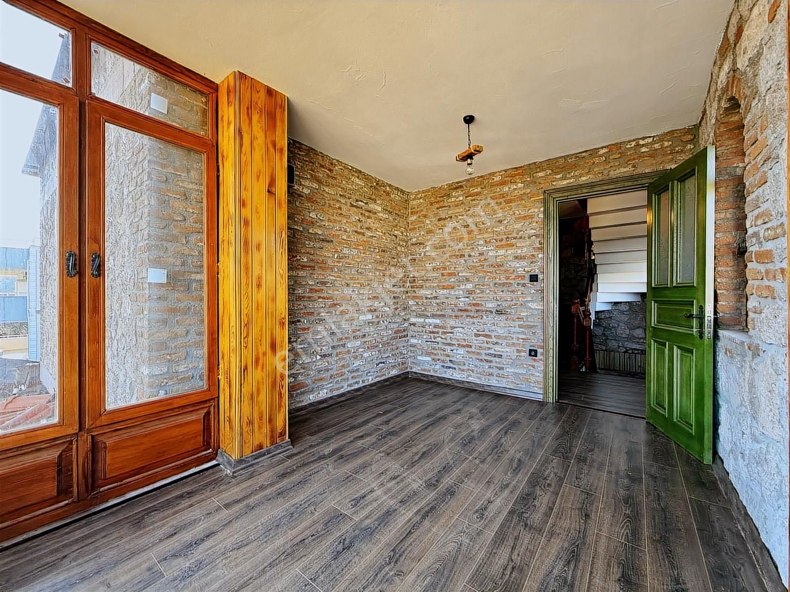 Turyap Altınoluk'tan Güre'de Satılık Özel Tasarım Müstakil Villa - Görsel 33