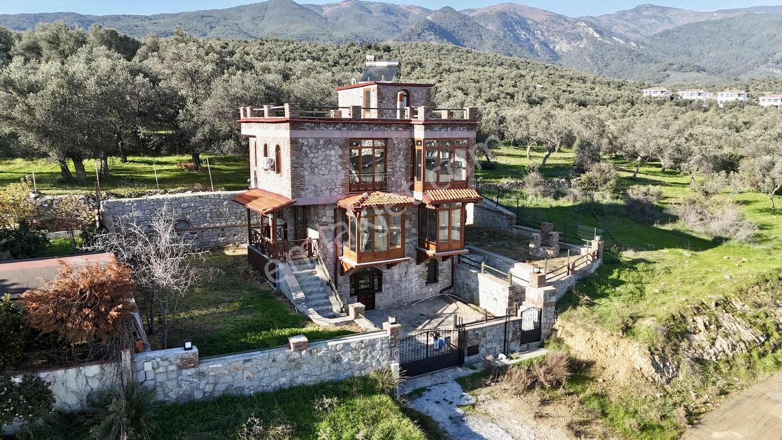 Turyap Altınoluk'tan Güre'de Satılık Özel Tasarım Müstakil Villa - Görsel 9