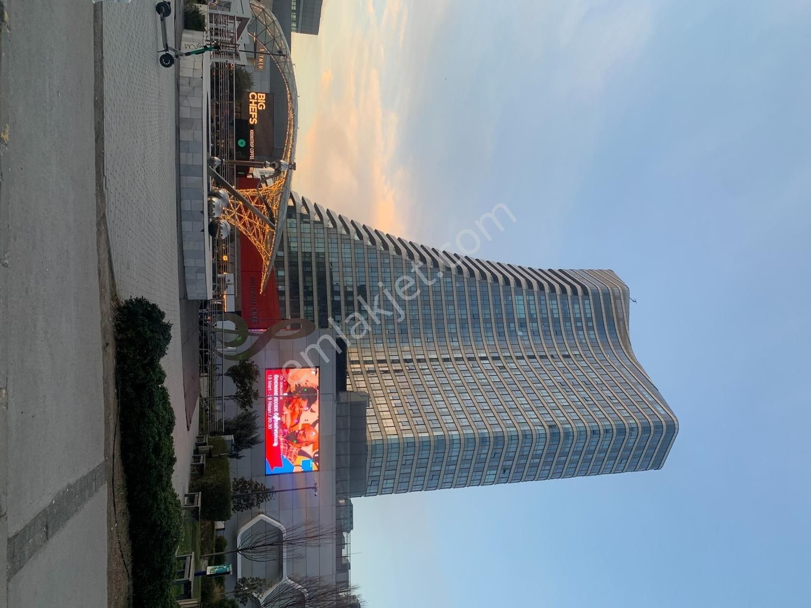 Ataşehir Metropol Residence Kısa Sönem 1+0 Kiralık Daire