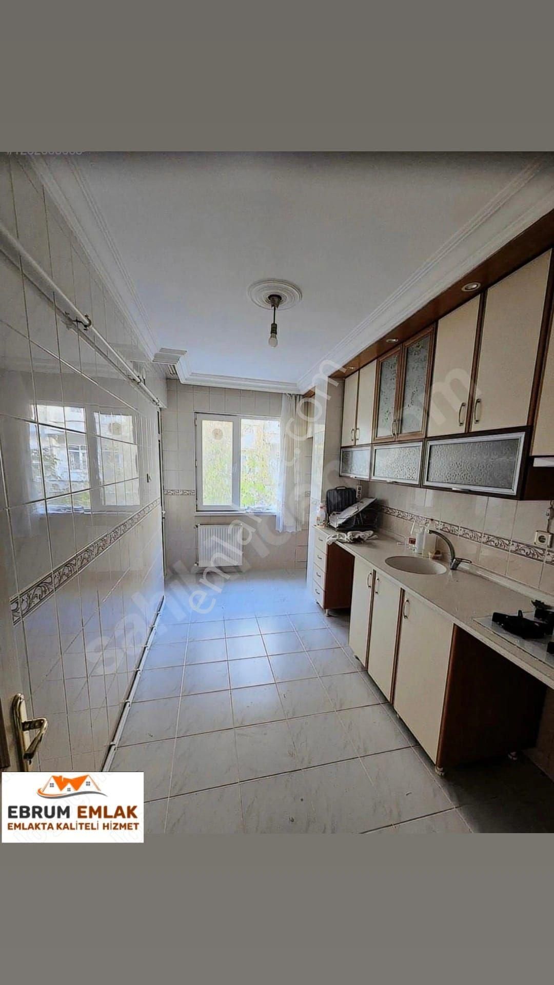 125m2 Cumhurıyet Mahallesınde Satılık Daire Ful Yapılı