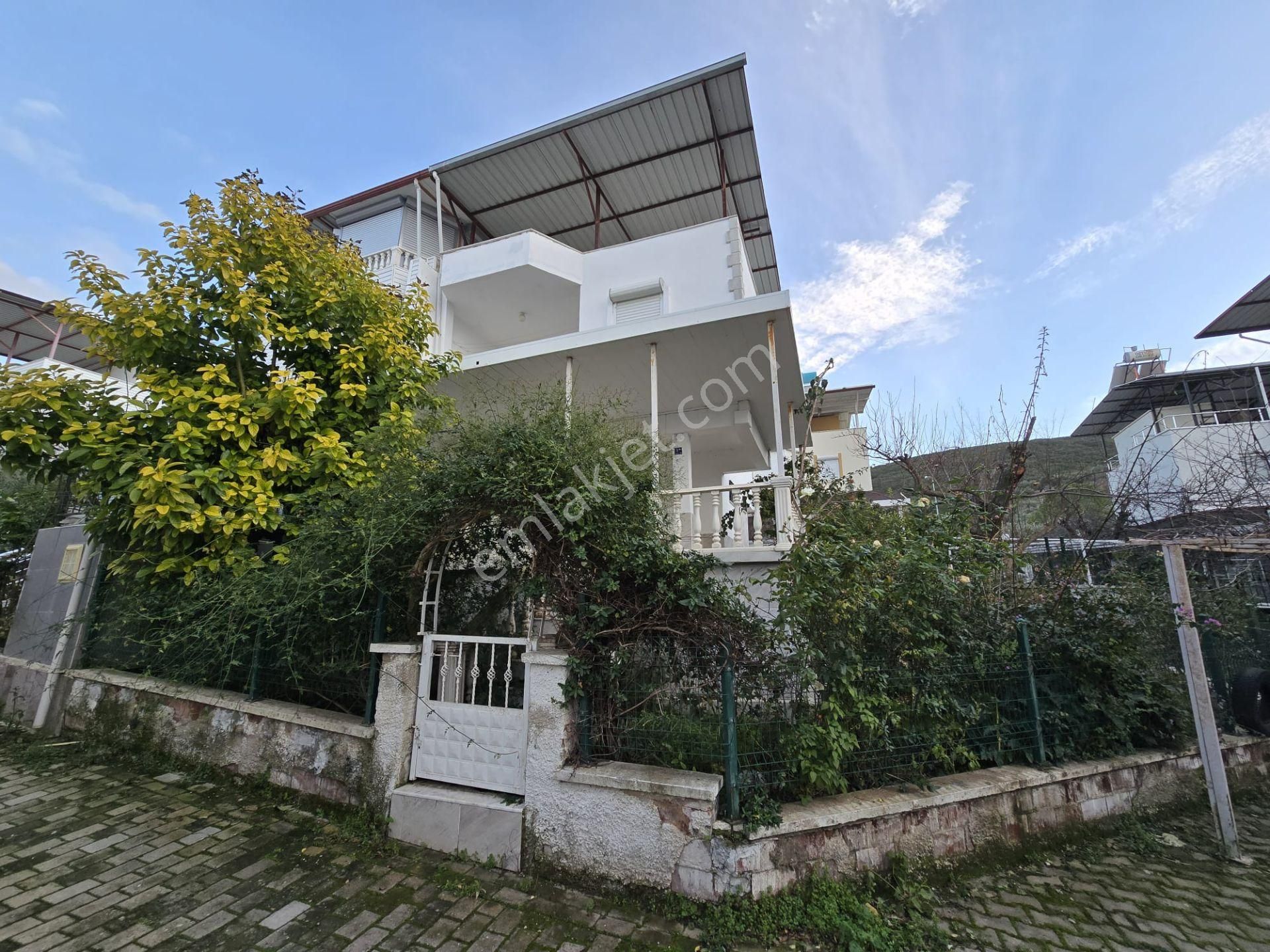 Didim’de Denize Yürüme Mesafesinde, Bahçeli 3+1 Satılık Villa - Görsel 3