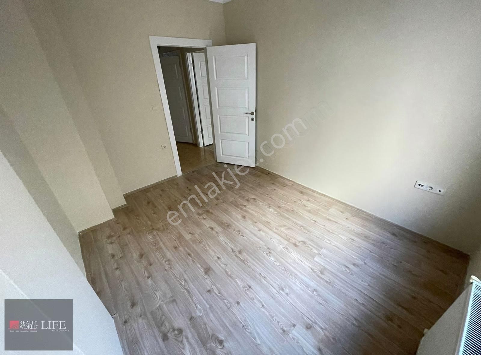 Rw Lıfe// Fatih Mah Gaffar Okkan Cd. Yakını Kiralık 2+1 Daire - Görsel 22